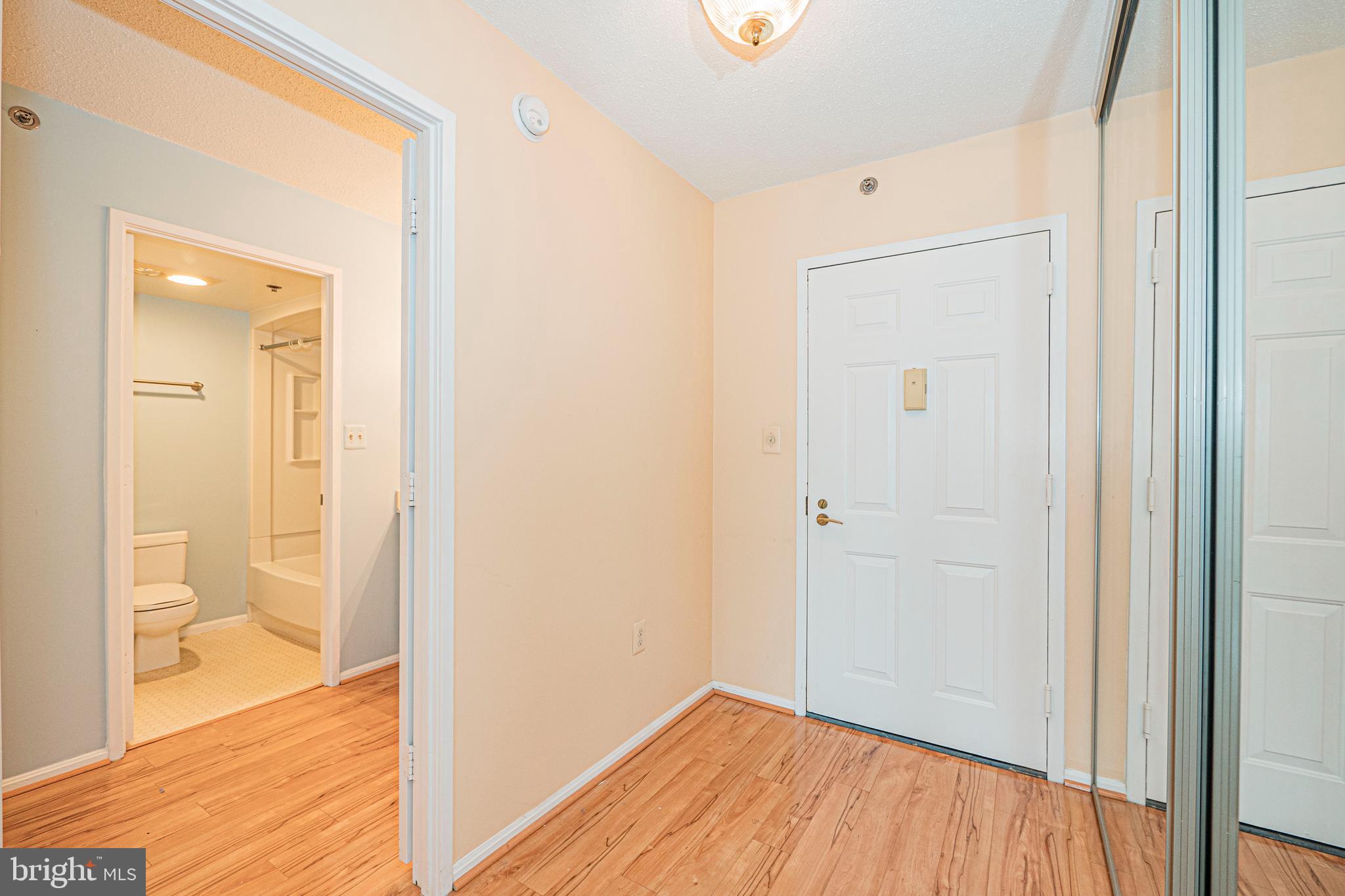 LEISURE WORLD - Residential