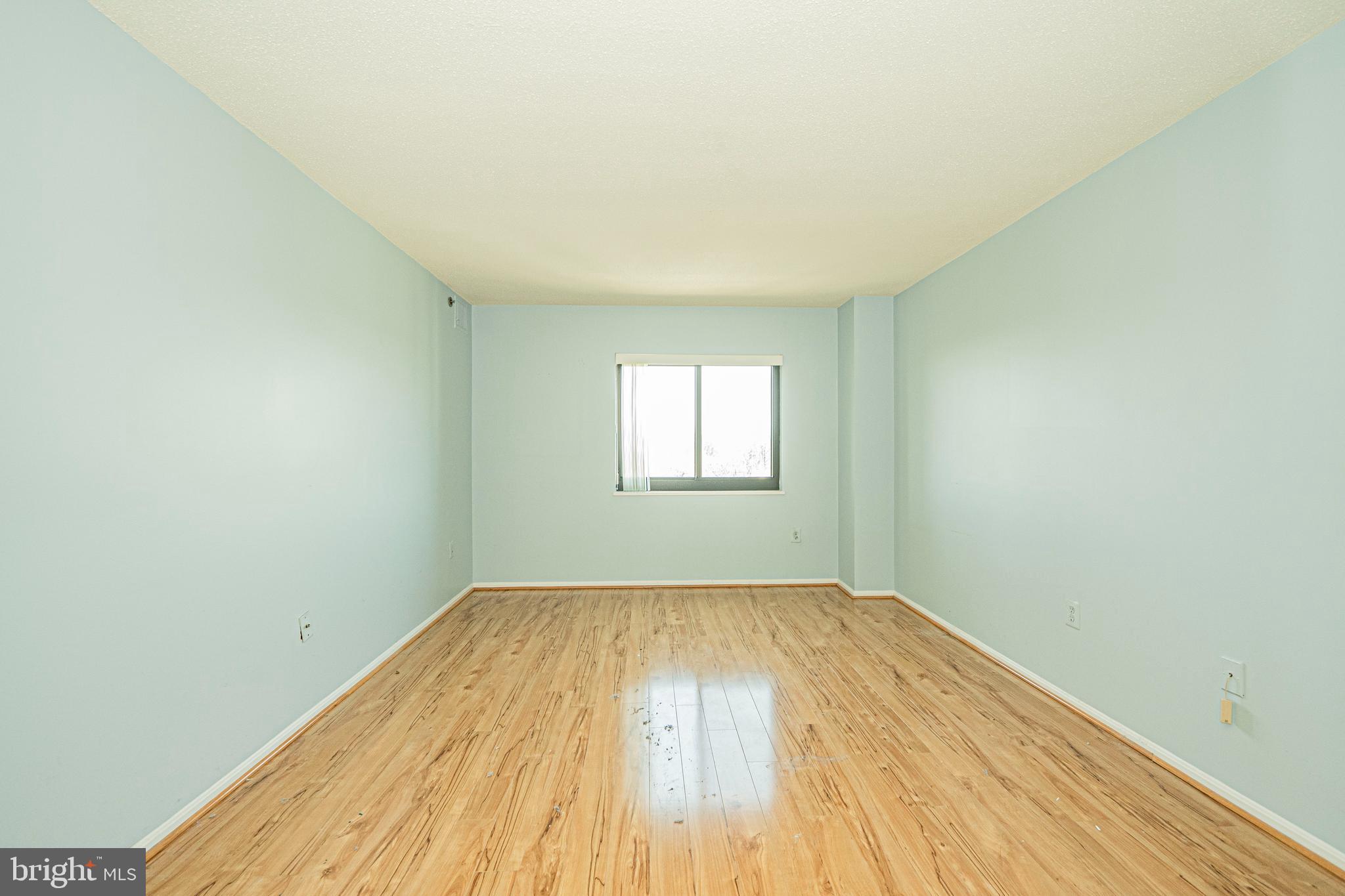 LEISURE WORLD - Residential