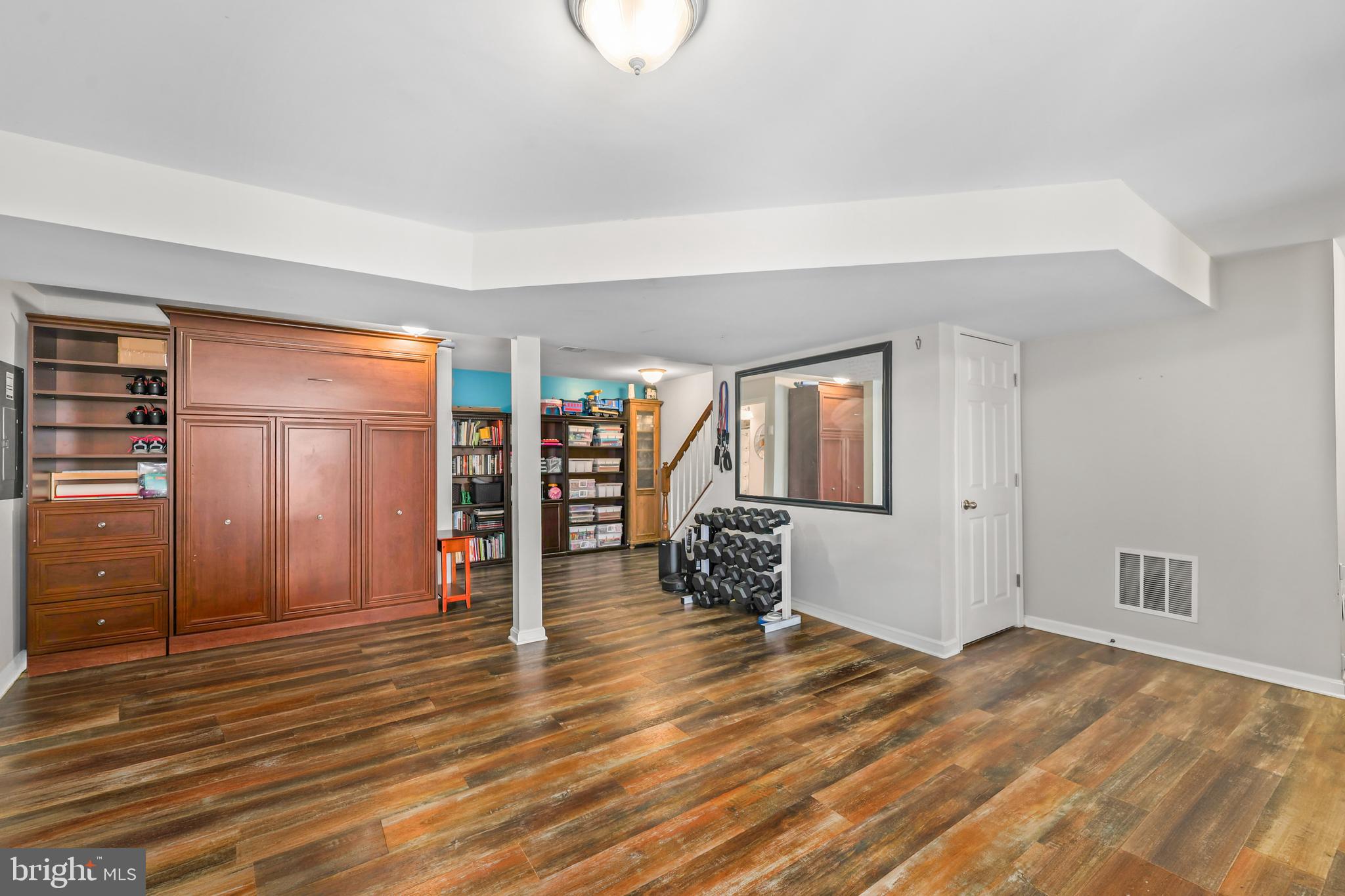 CARRIAGE HILL AT FALLS - Residential