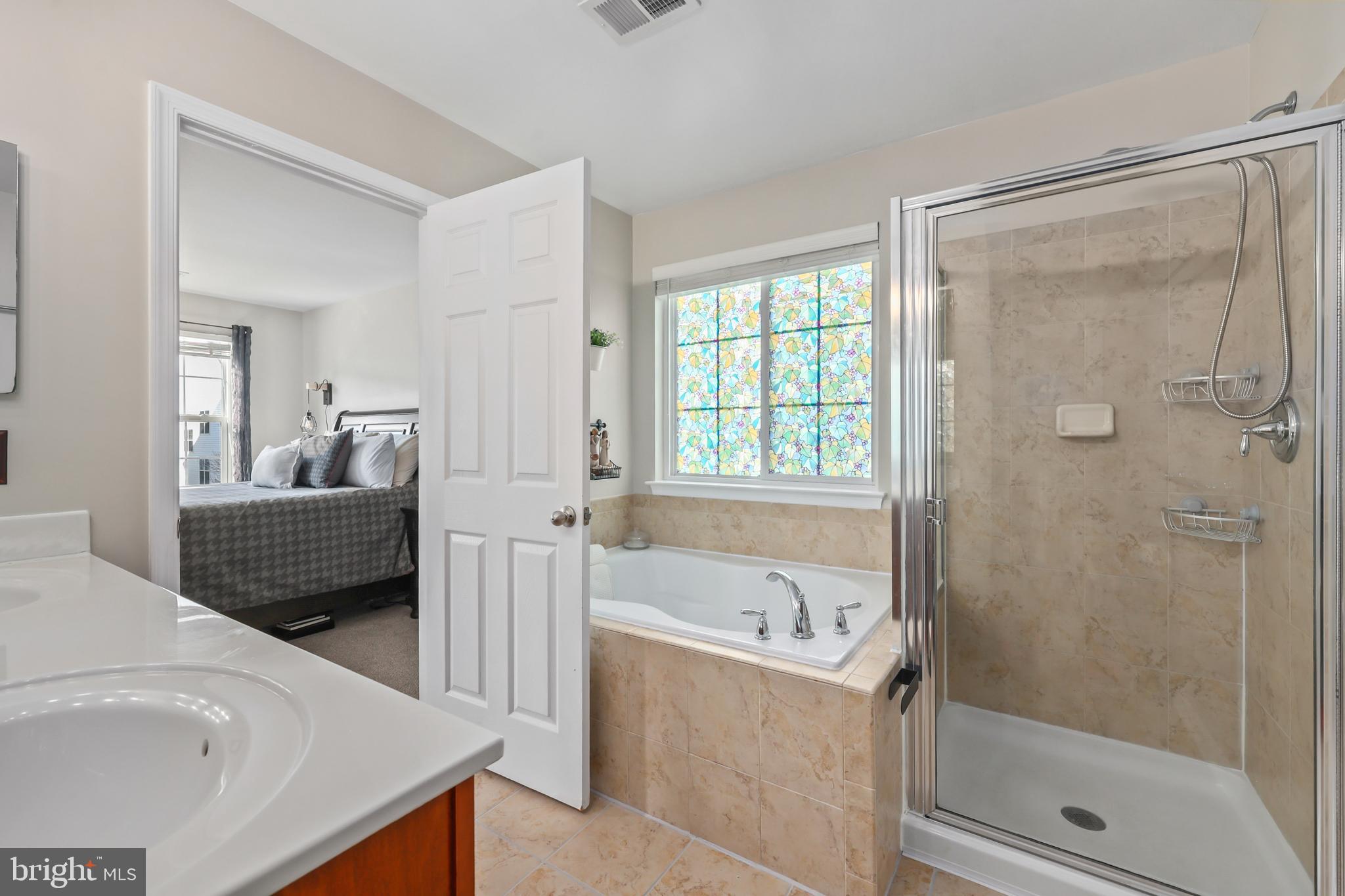 CARRIAGE HILL AT FALLS - Residential