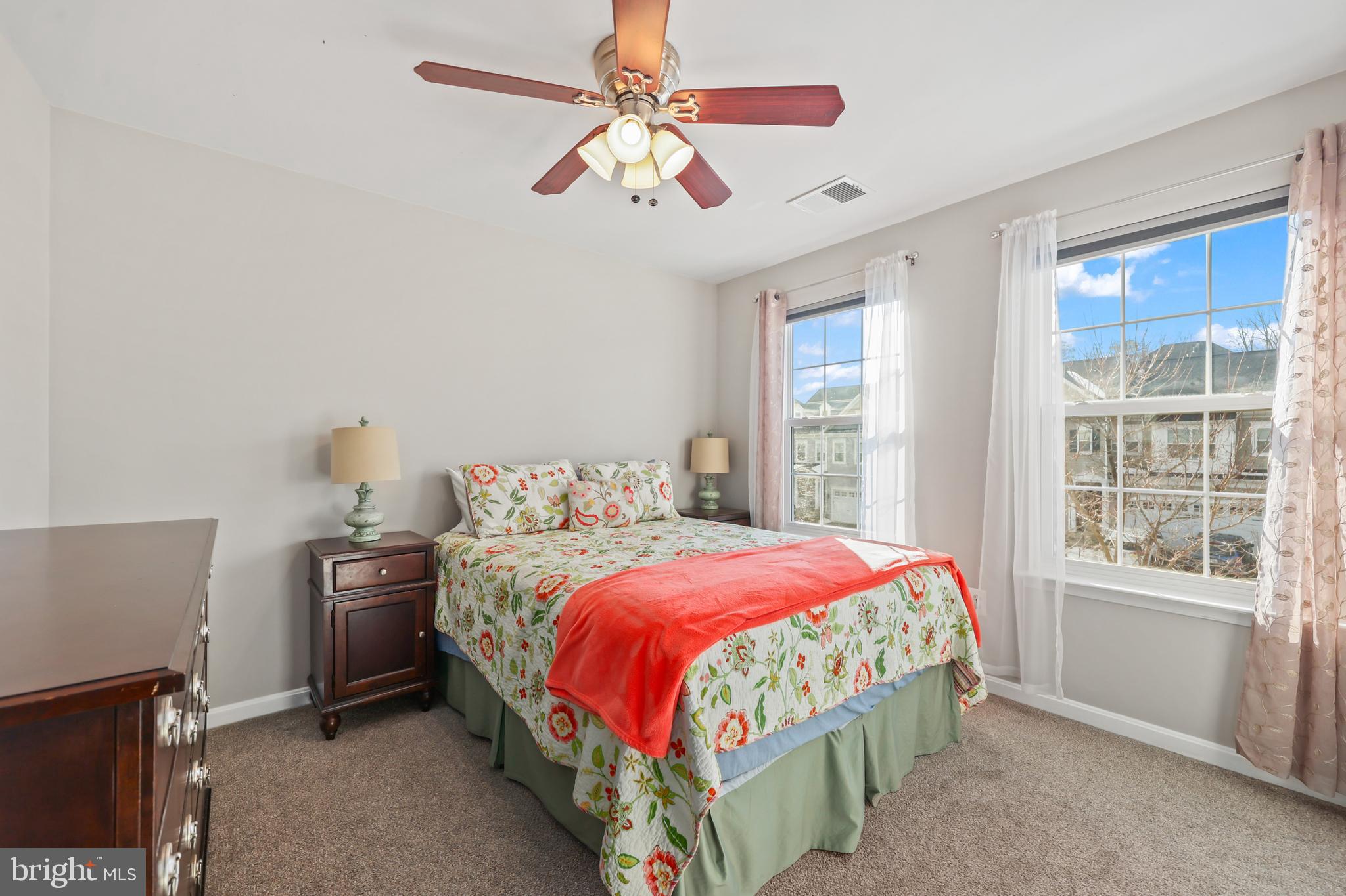 CARRIAGE HILL AT FALLS - Residential