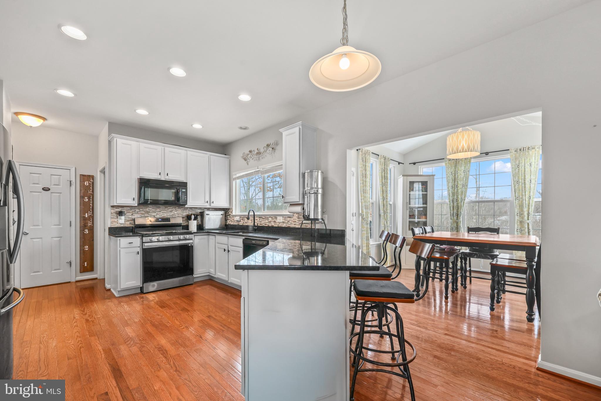 CARRIAGE HILL AT FALLS - Residential