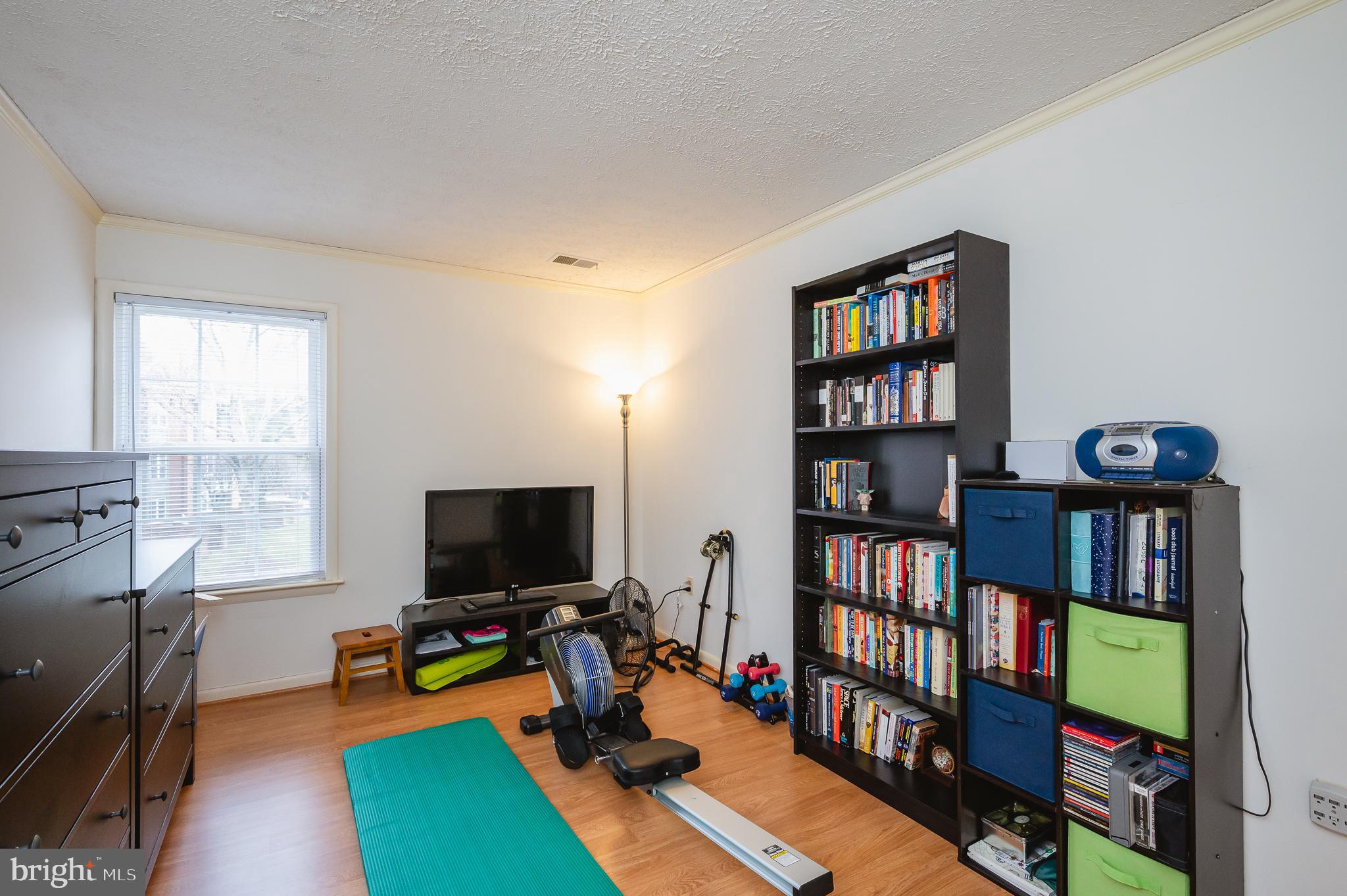 THE FALLS GARDEN - Residential