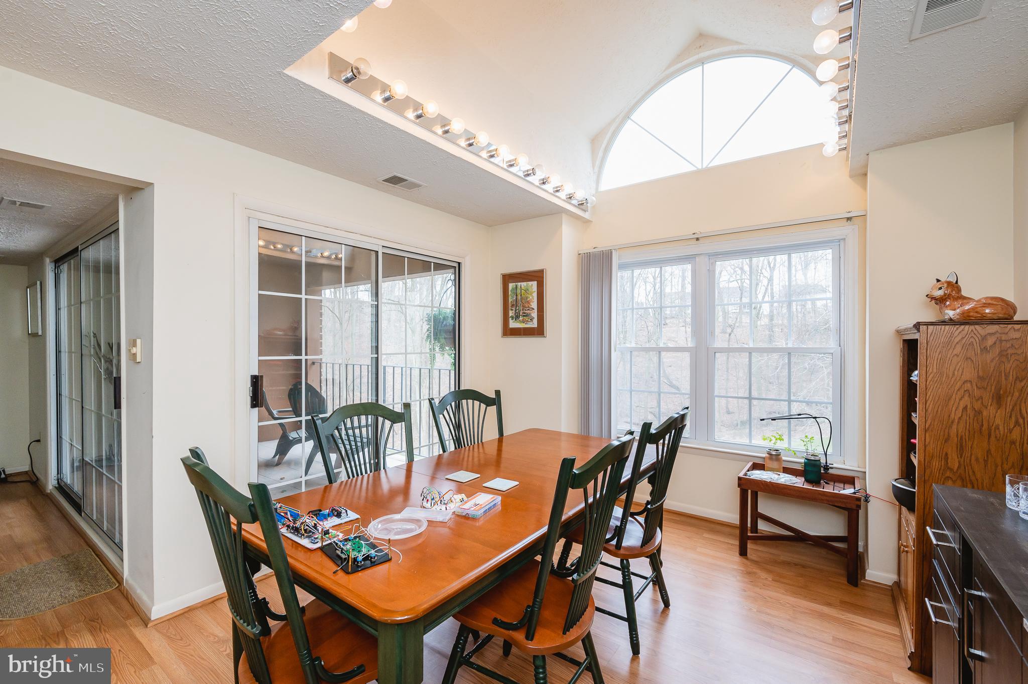 THE FALLS GARDEN - Residential