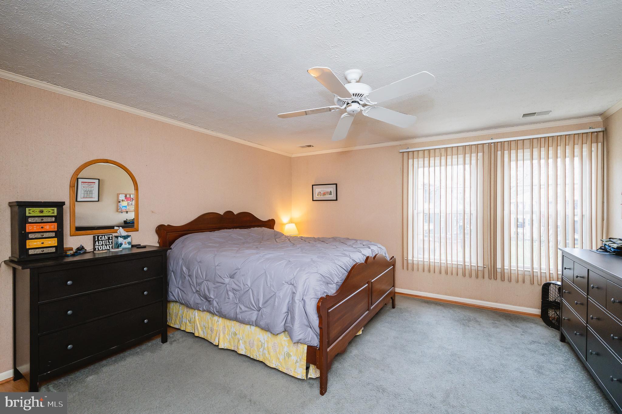 THE FALLS GARDEN - Residential