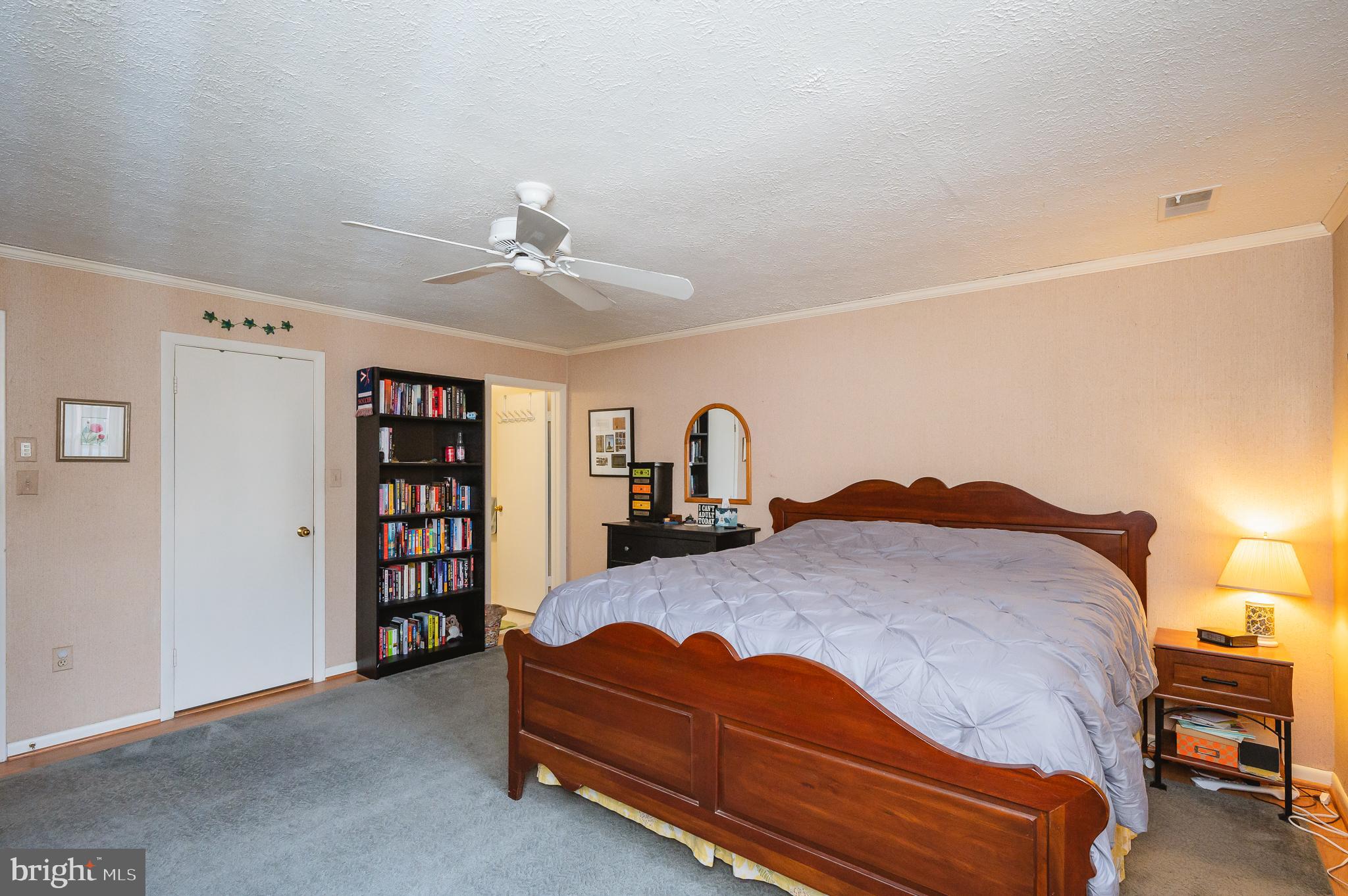 THE FALLS GARDEN - Residential