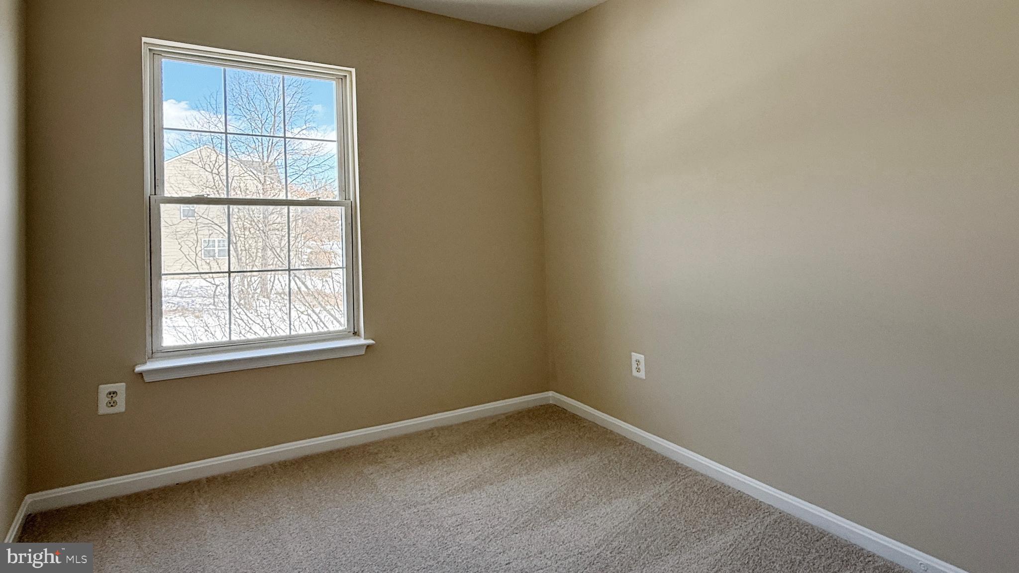 RIDGE COMMONS - Residential