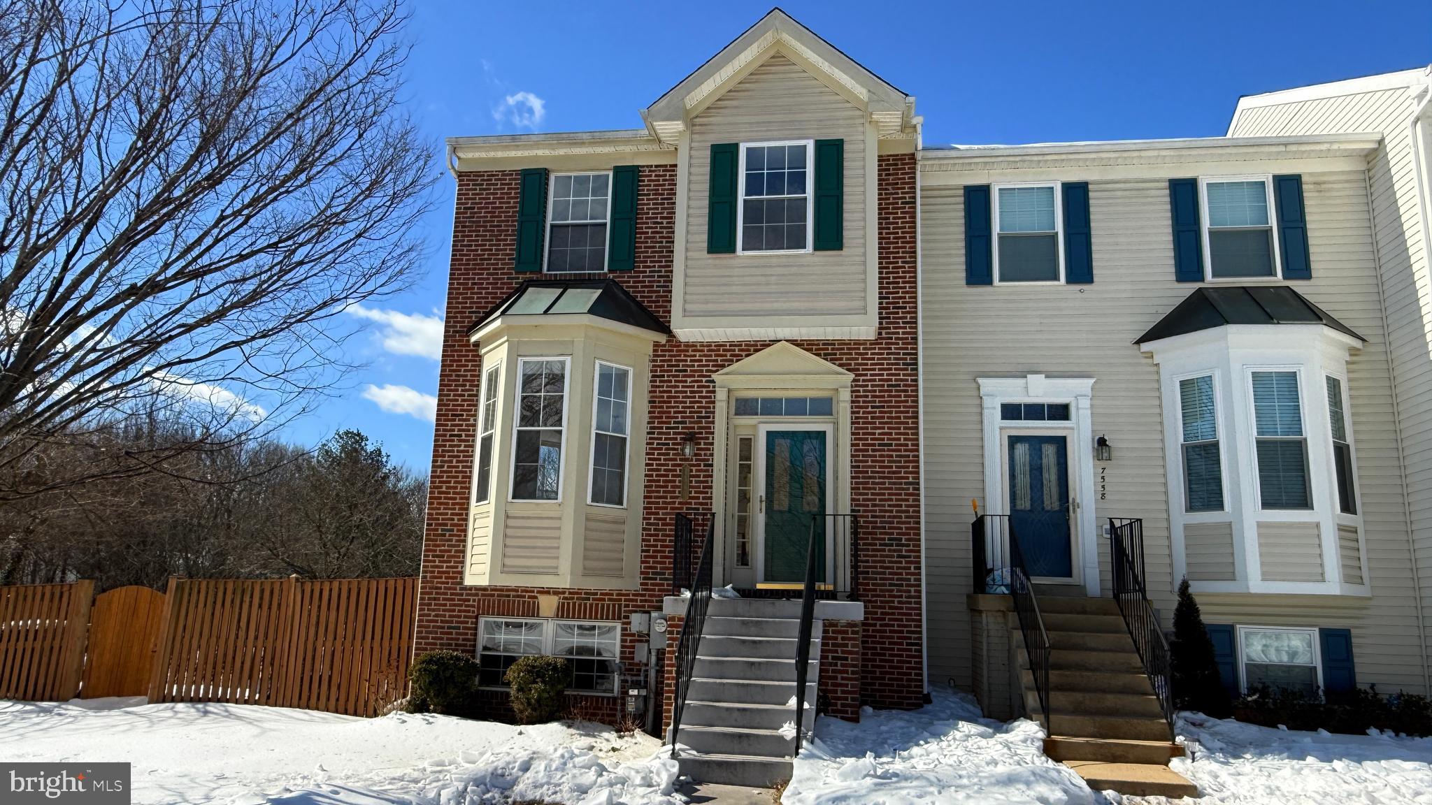 RIDGE COMMONS - Residential