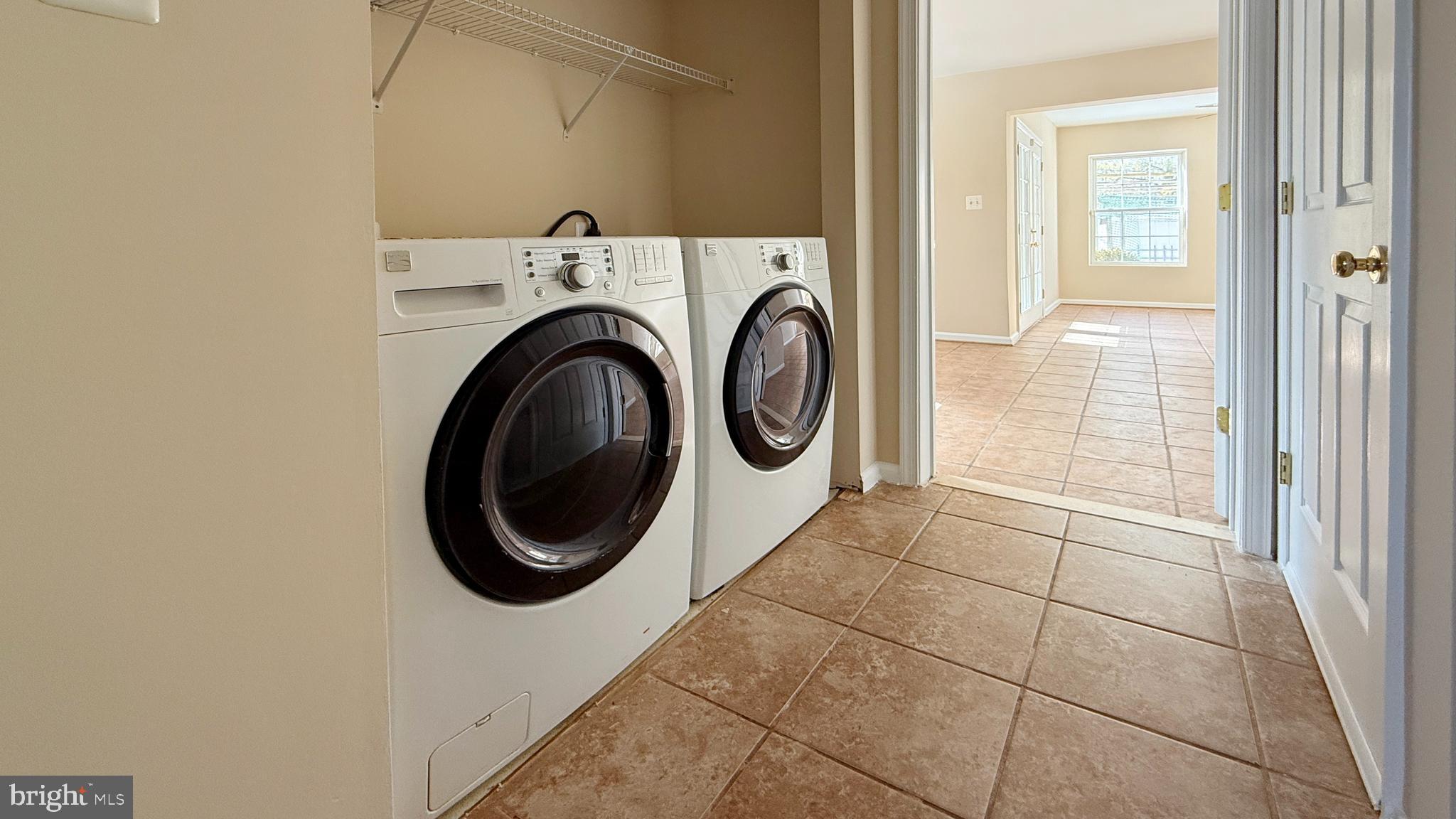 RIDGE COMMONS - Residential