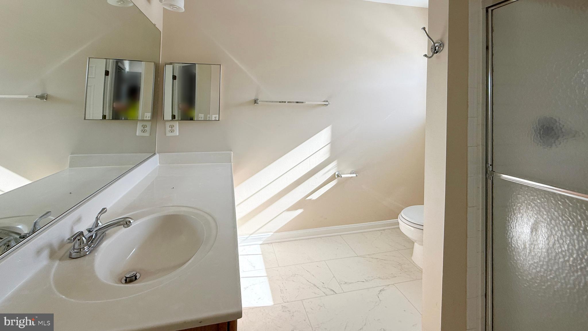 RIDGE COMMONS - Residential