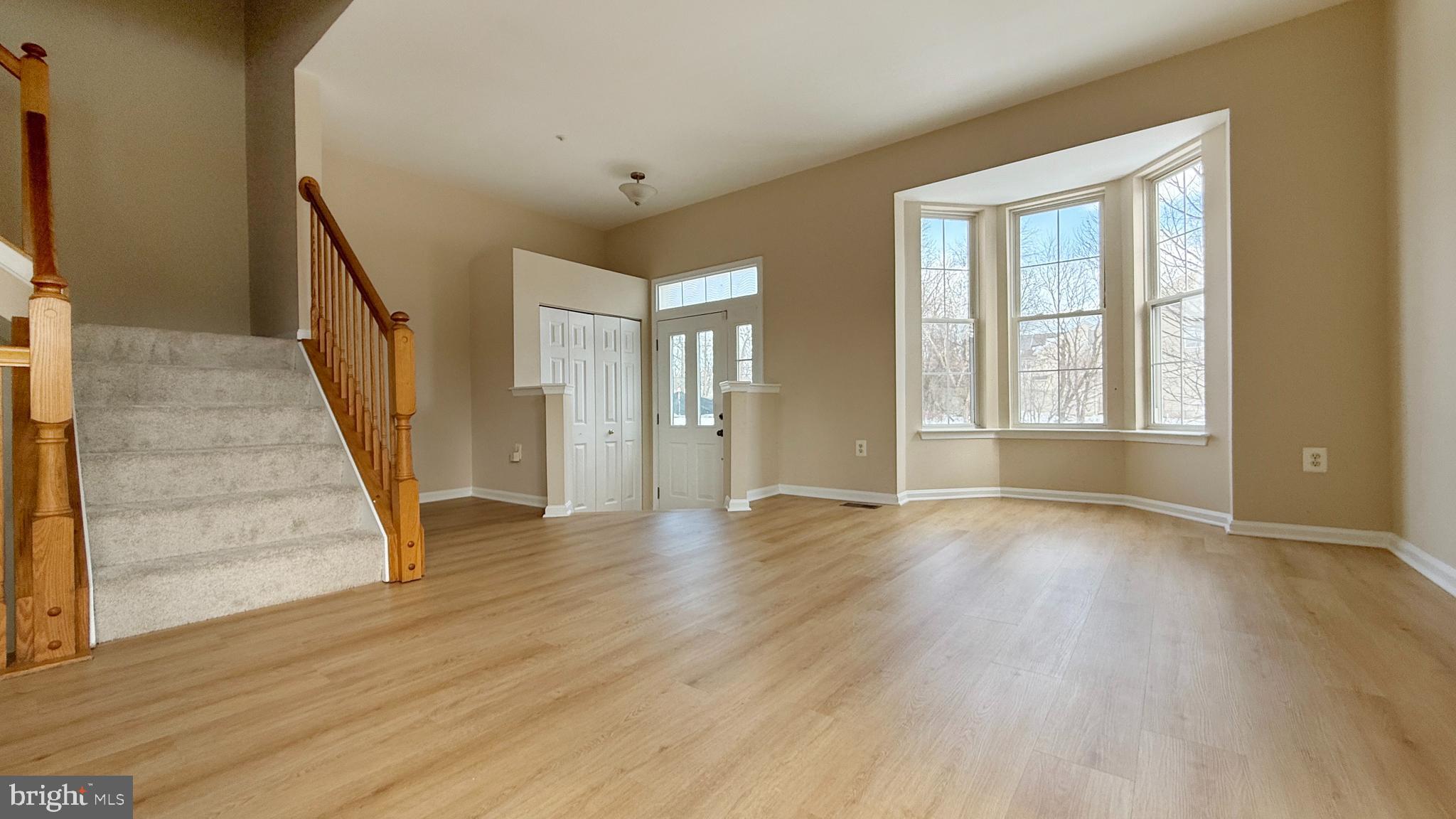 RIDGE COMMONS - Residential