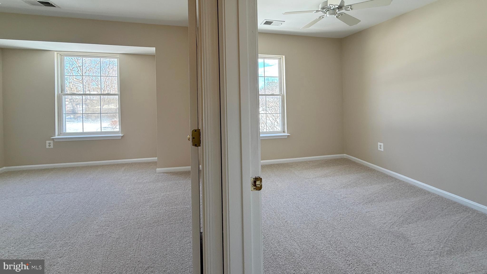 RIDGE COMMONS - Residential