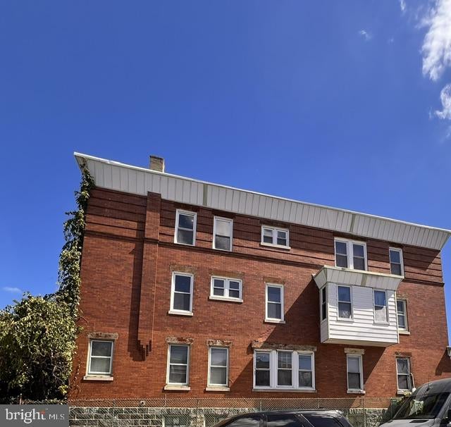 6047 & 6049 CHESTNUT STREET