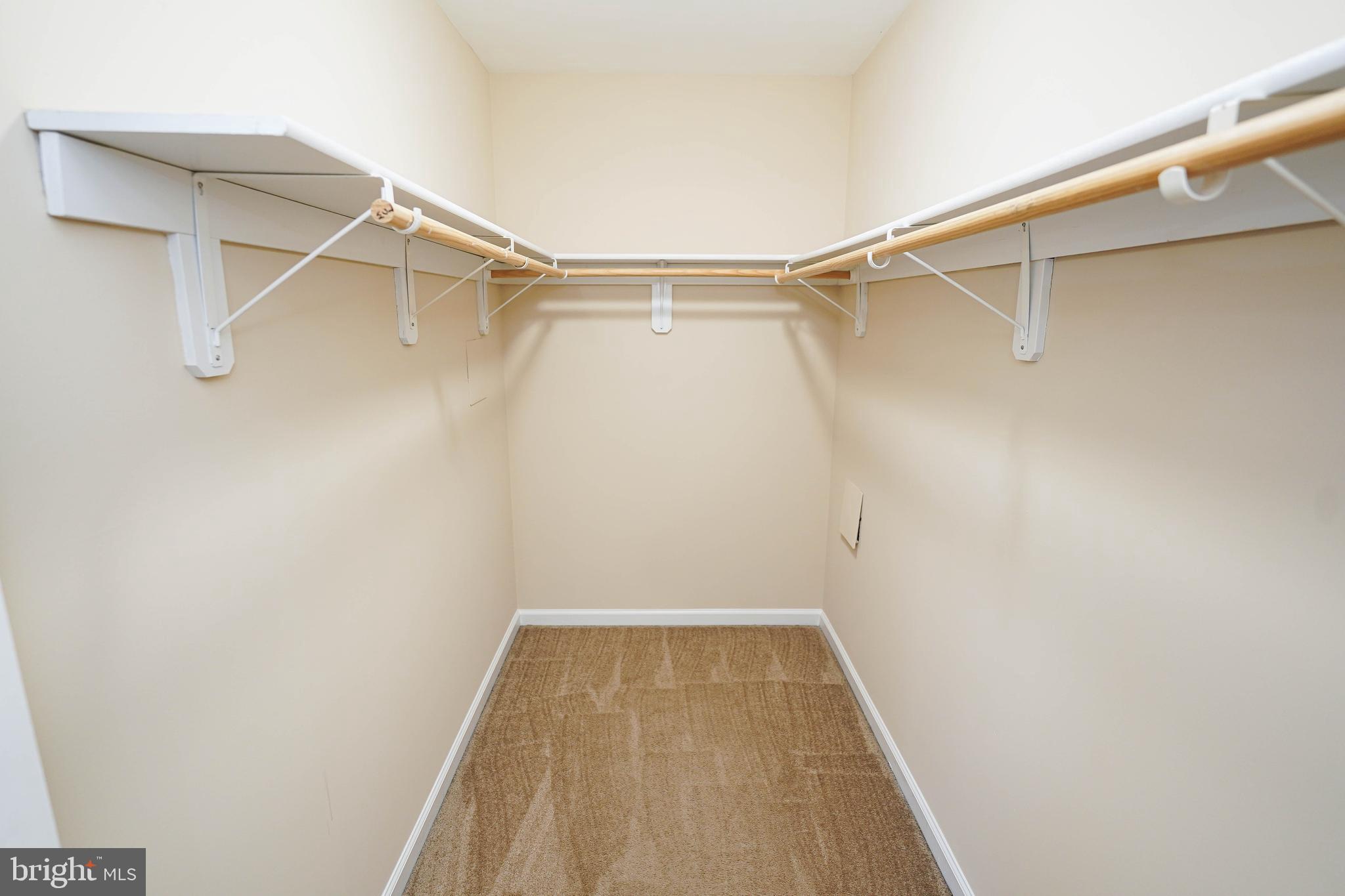 ASPEN HILL - Residential