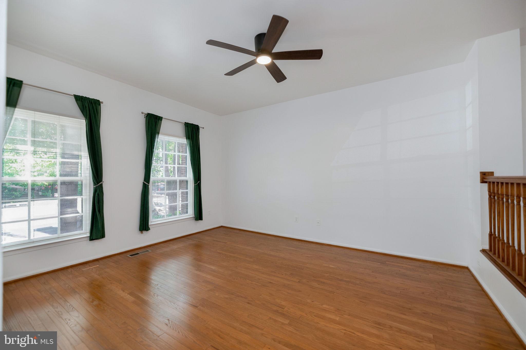 8207 CEDAR LANDING COURT
