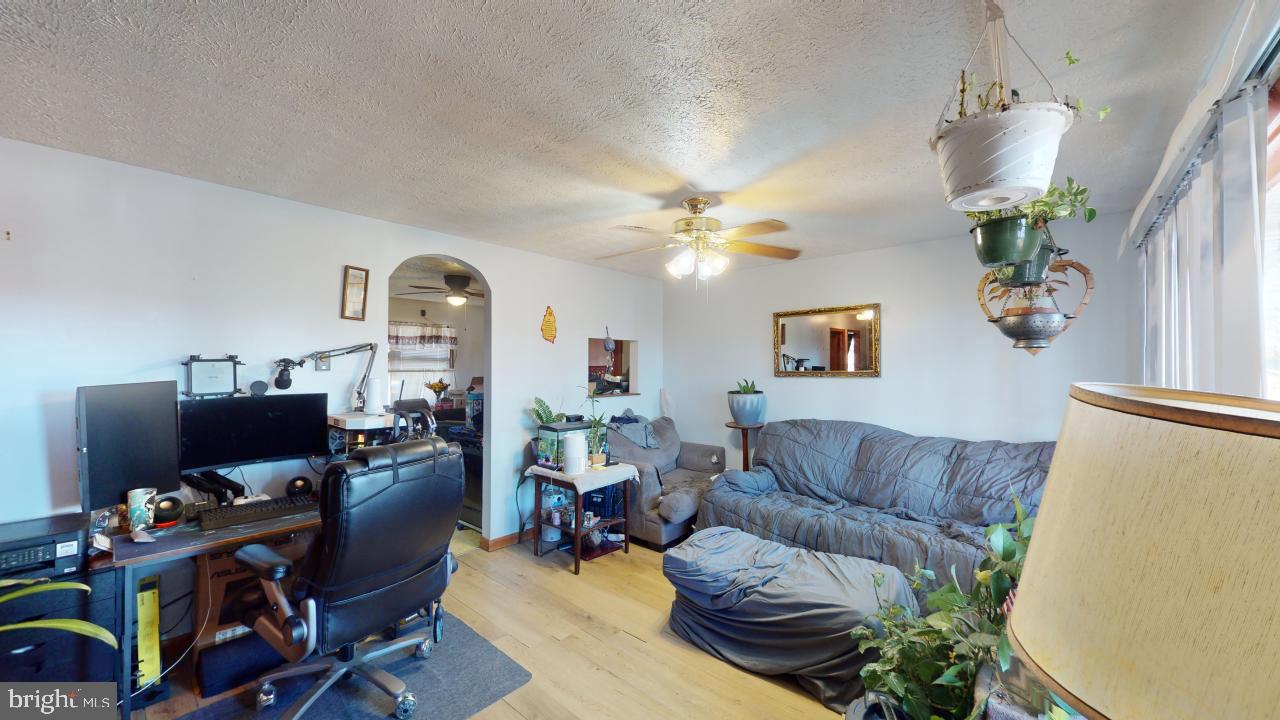 NEW SUNRISE SUMMIT - Residential