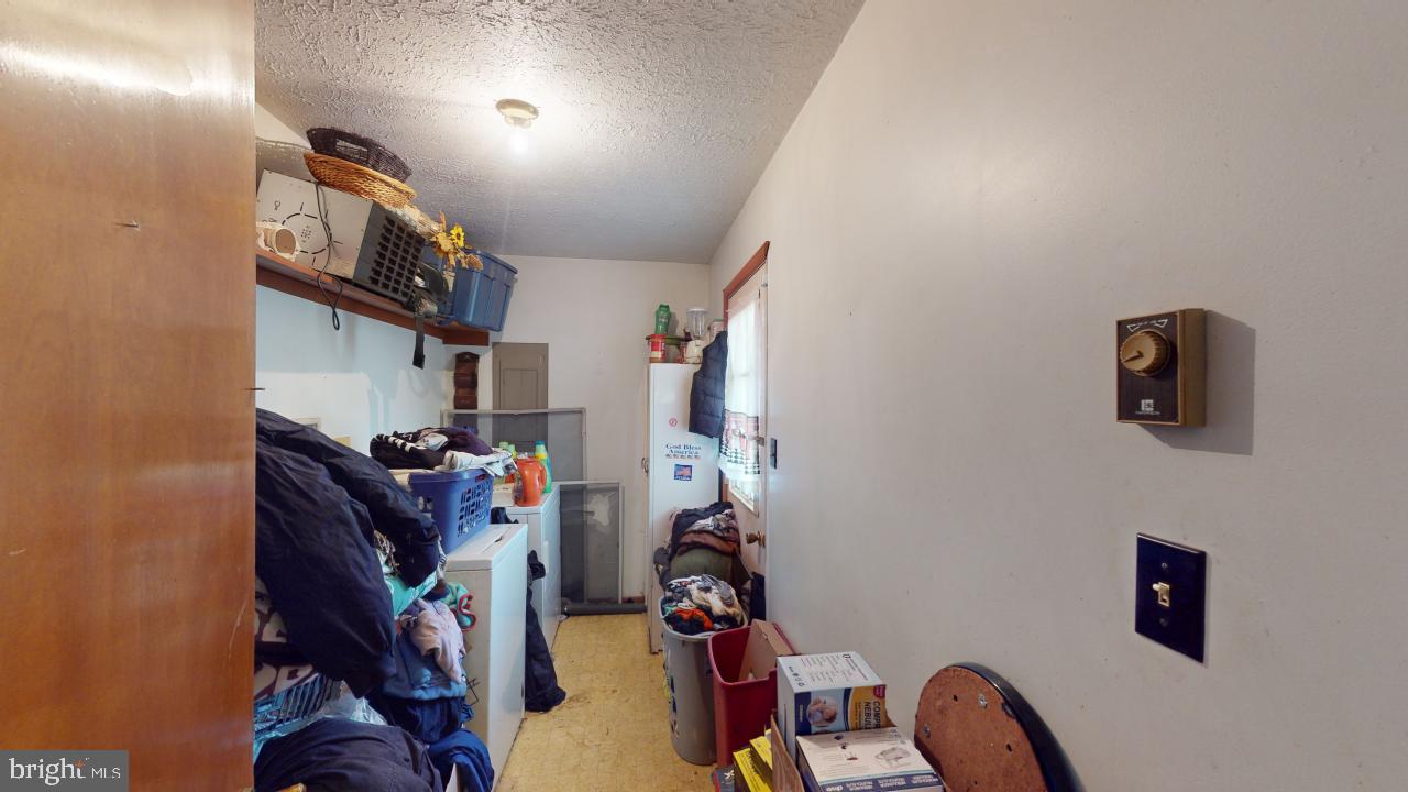 NEW SUNRISE SUMMIT - Residential