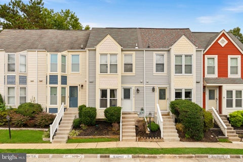 Townhouse For Sale - 6205 Cool Valley Court<br/> ALEXANDRIA, VA 22310