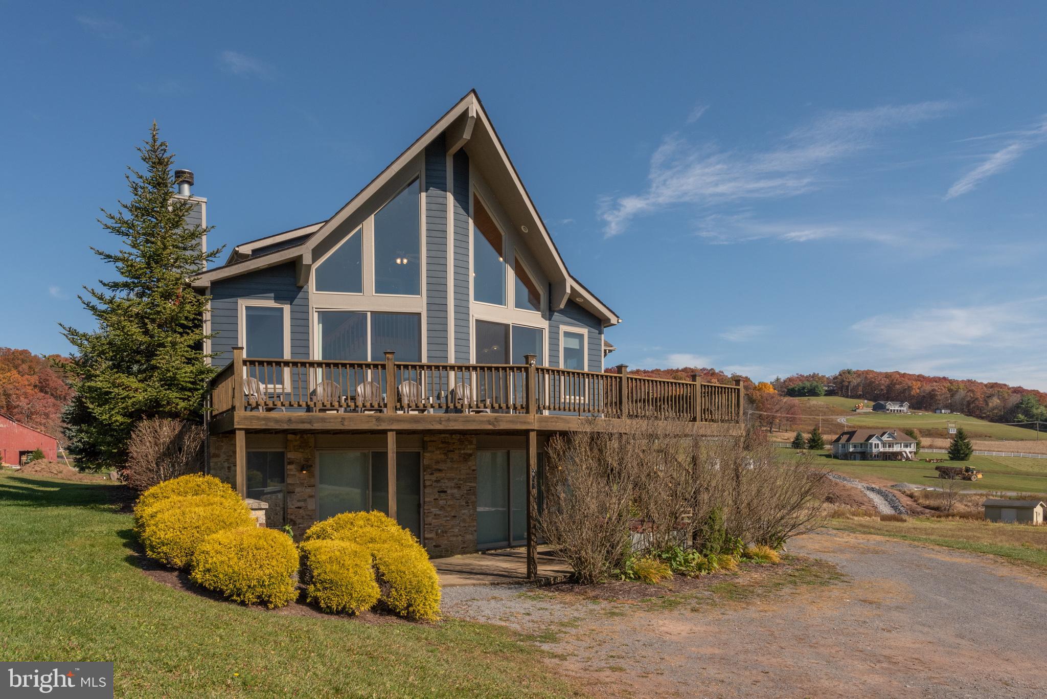 WATERFRONT GREENS - Residential