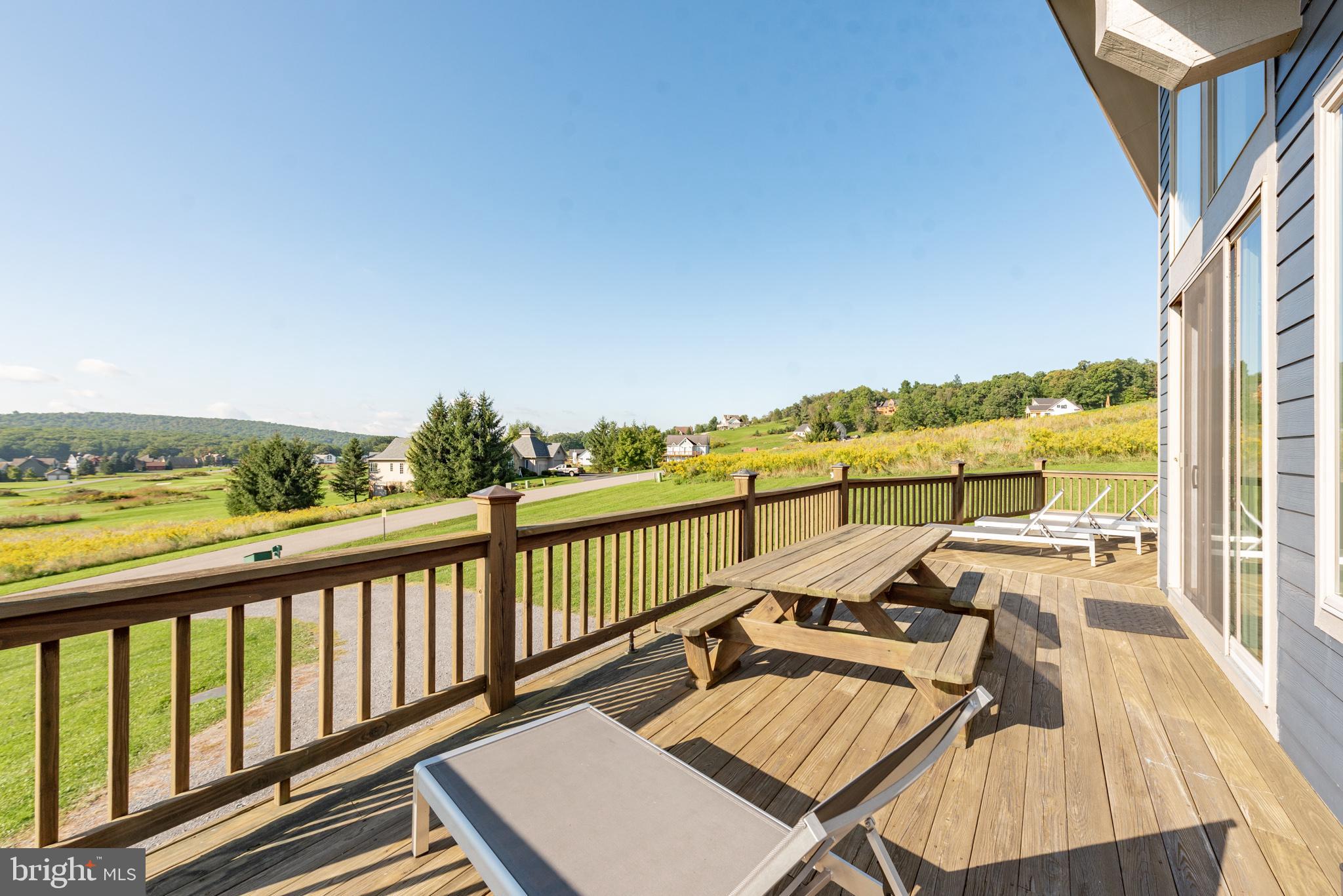 WATERFRONT GREENS - Residential