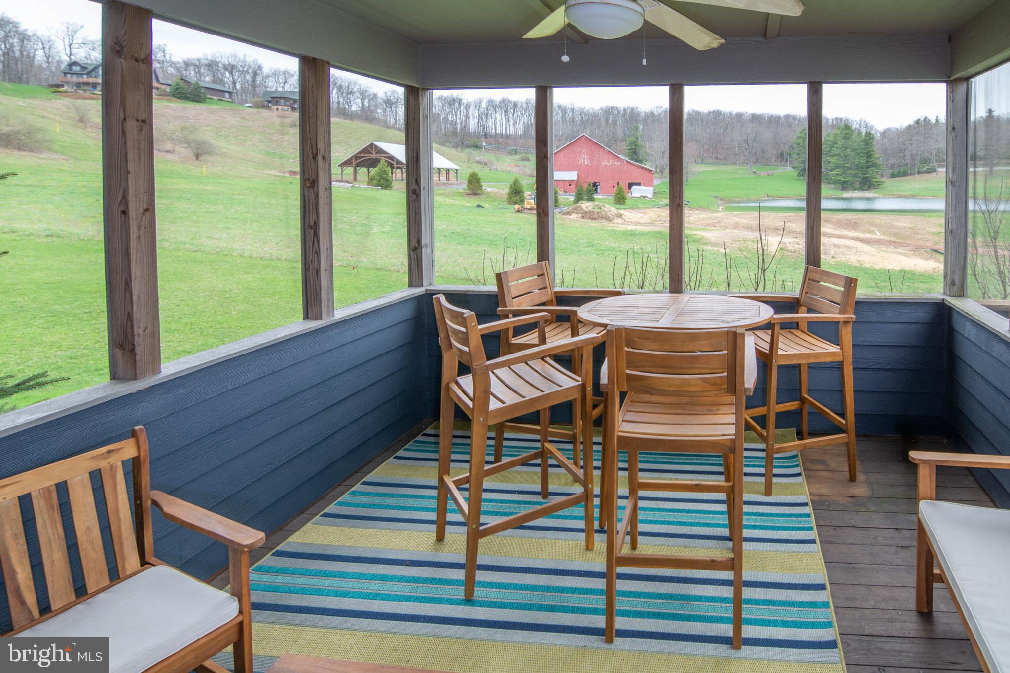 WATERFRONT GREENS - Residential