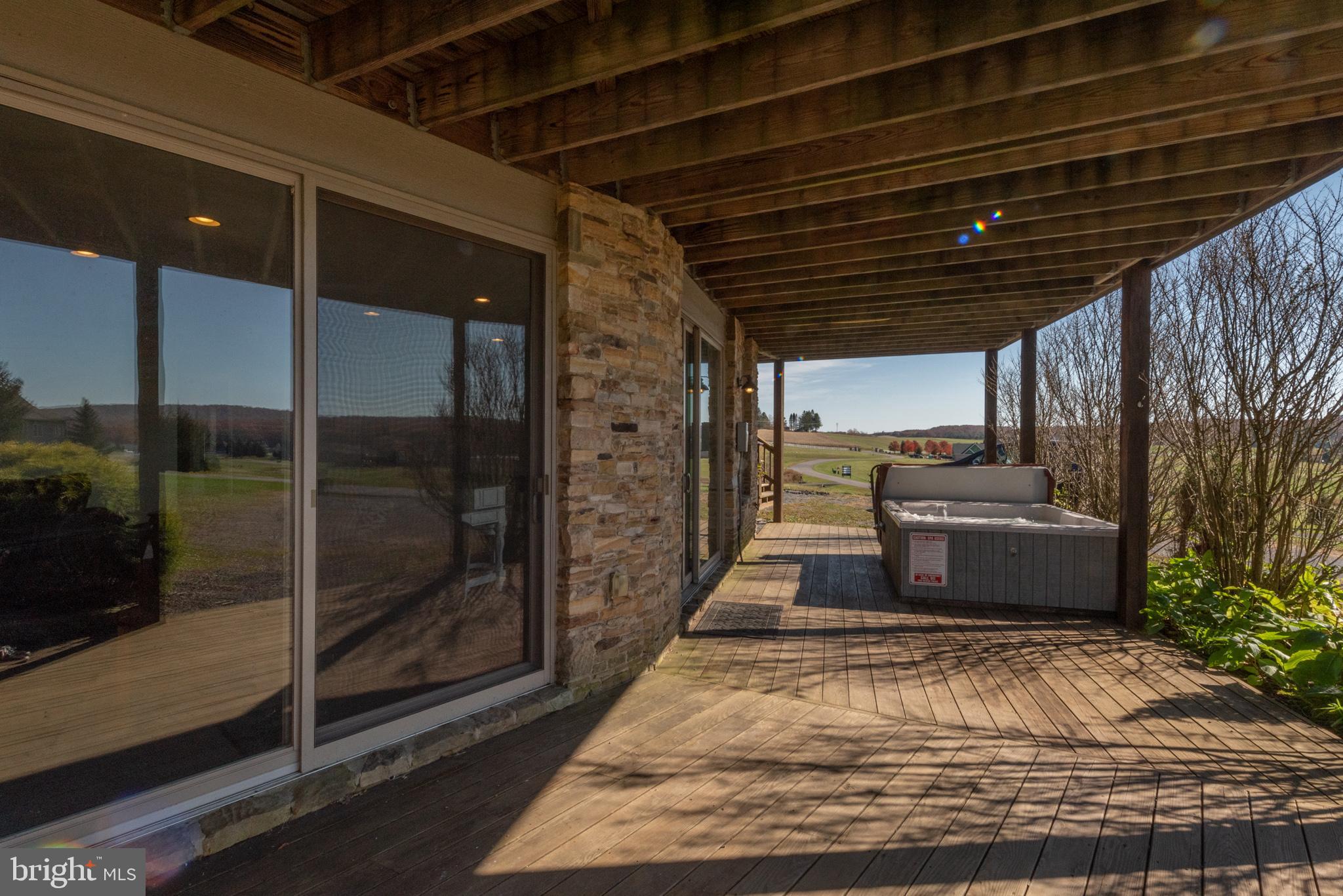 WATERFRONT GREENS - Residential