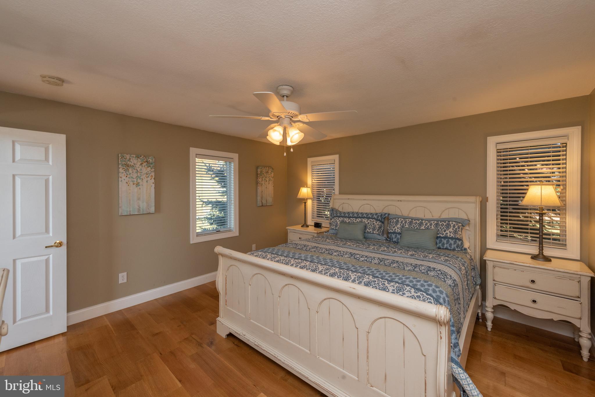 WATERFRONT GREENS - Residential