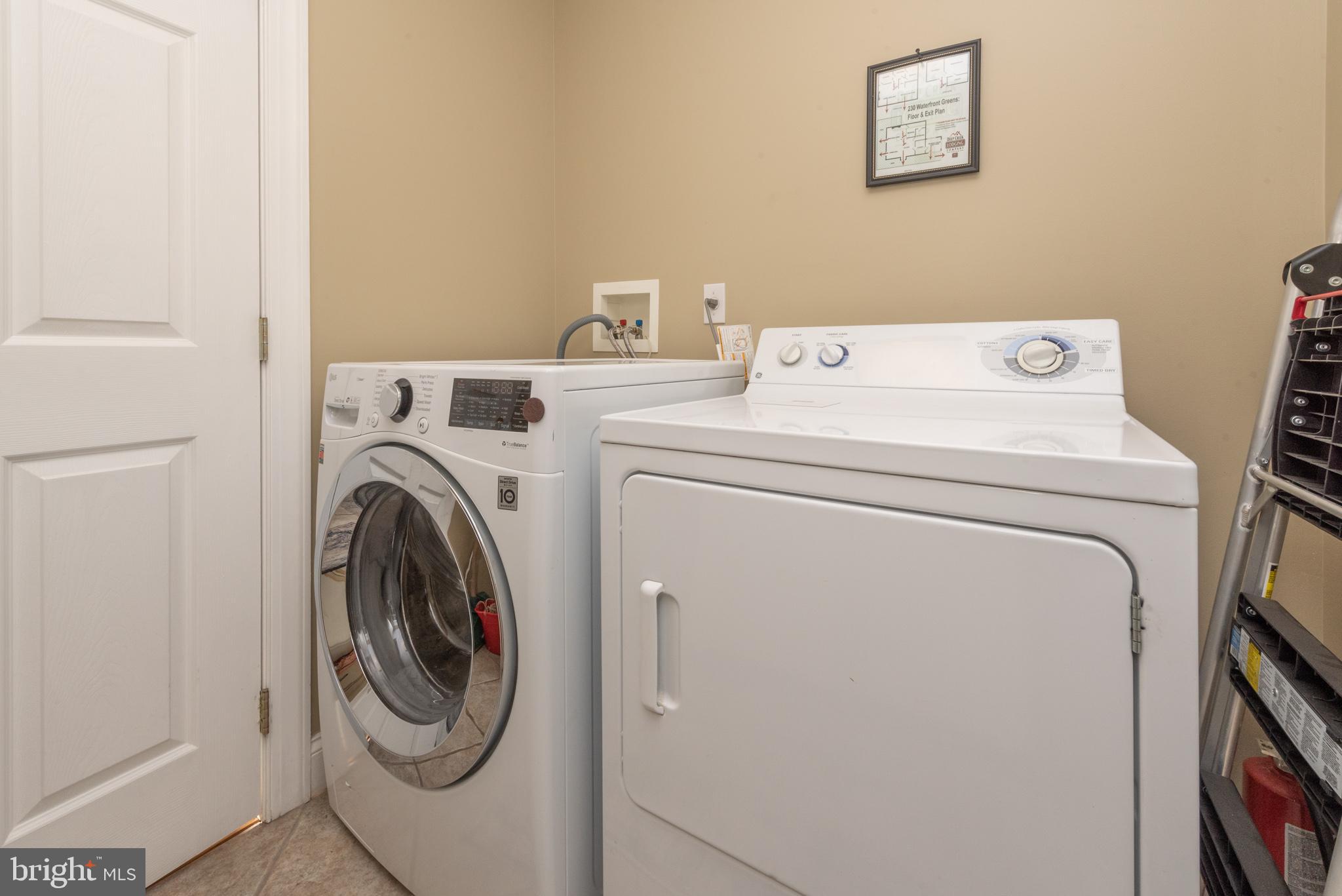 WATERFRONT GREENS - Residential