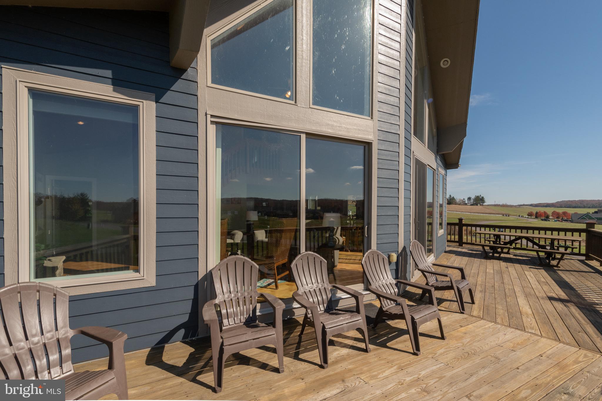 WATERFRONT GREENS - Residential