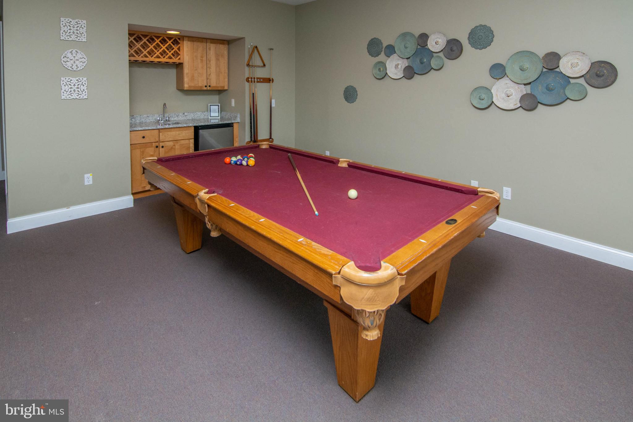 WATERFRONT GREENS - Residential