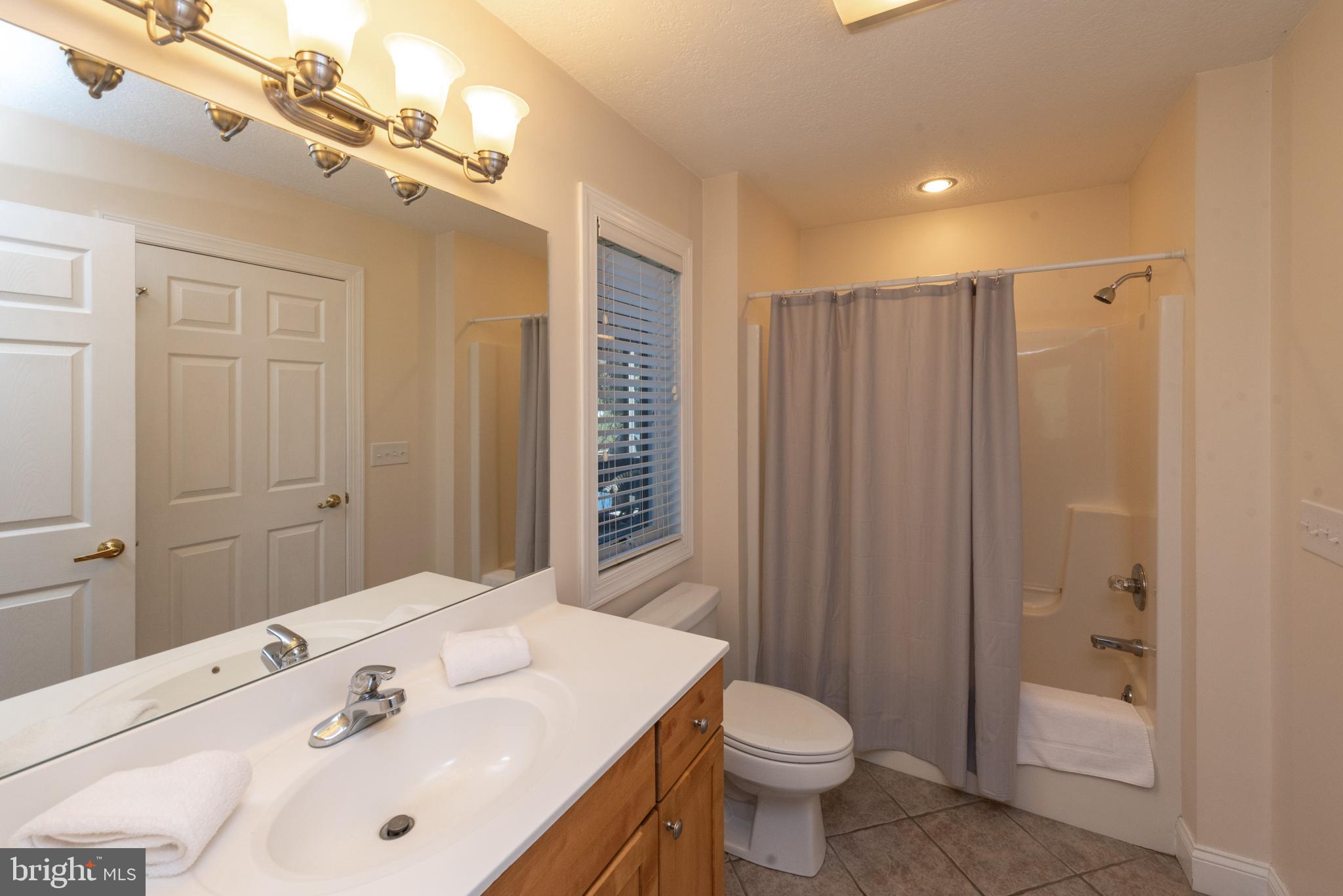 WATERFRONT GREENS - Residential