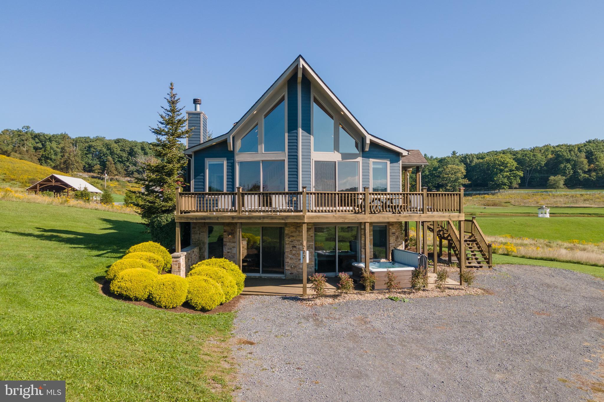 WATERFRONT GREENS - Residential