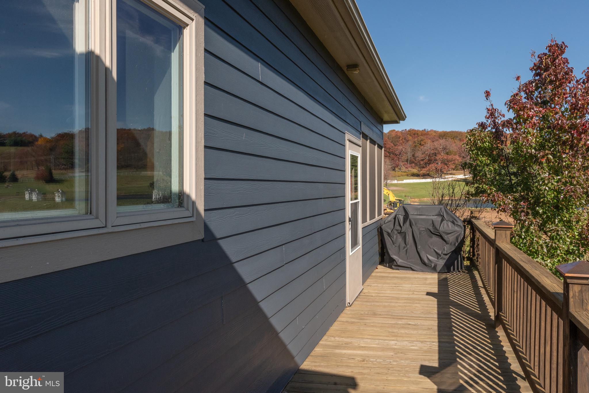 WATERFRONT GREENS - Residential