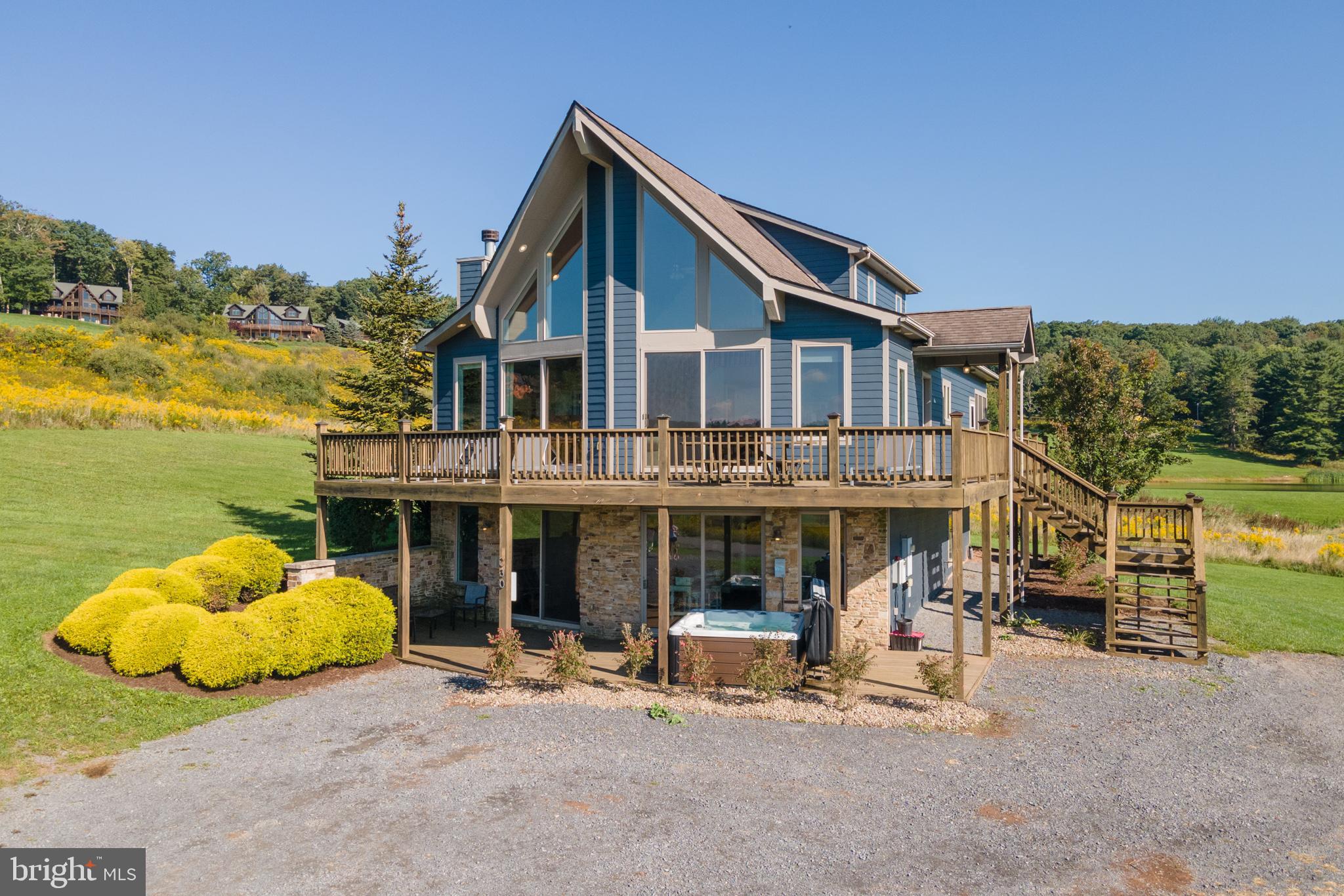 WATERFRONT GREENS - Residential