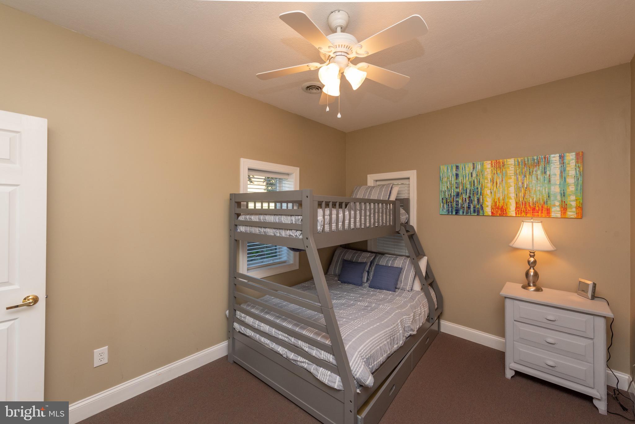 WATERFRONT GREENS - Residential