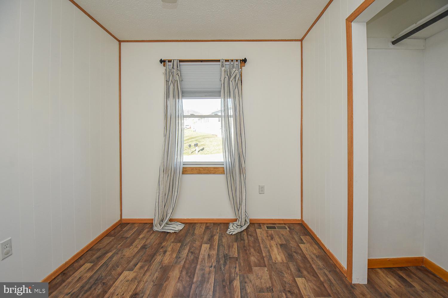 FOUNTAIN HEAD - Residential