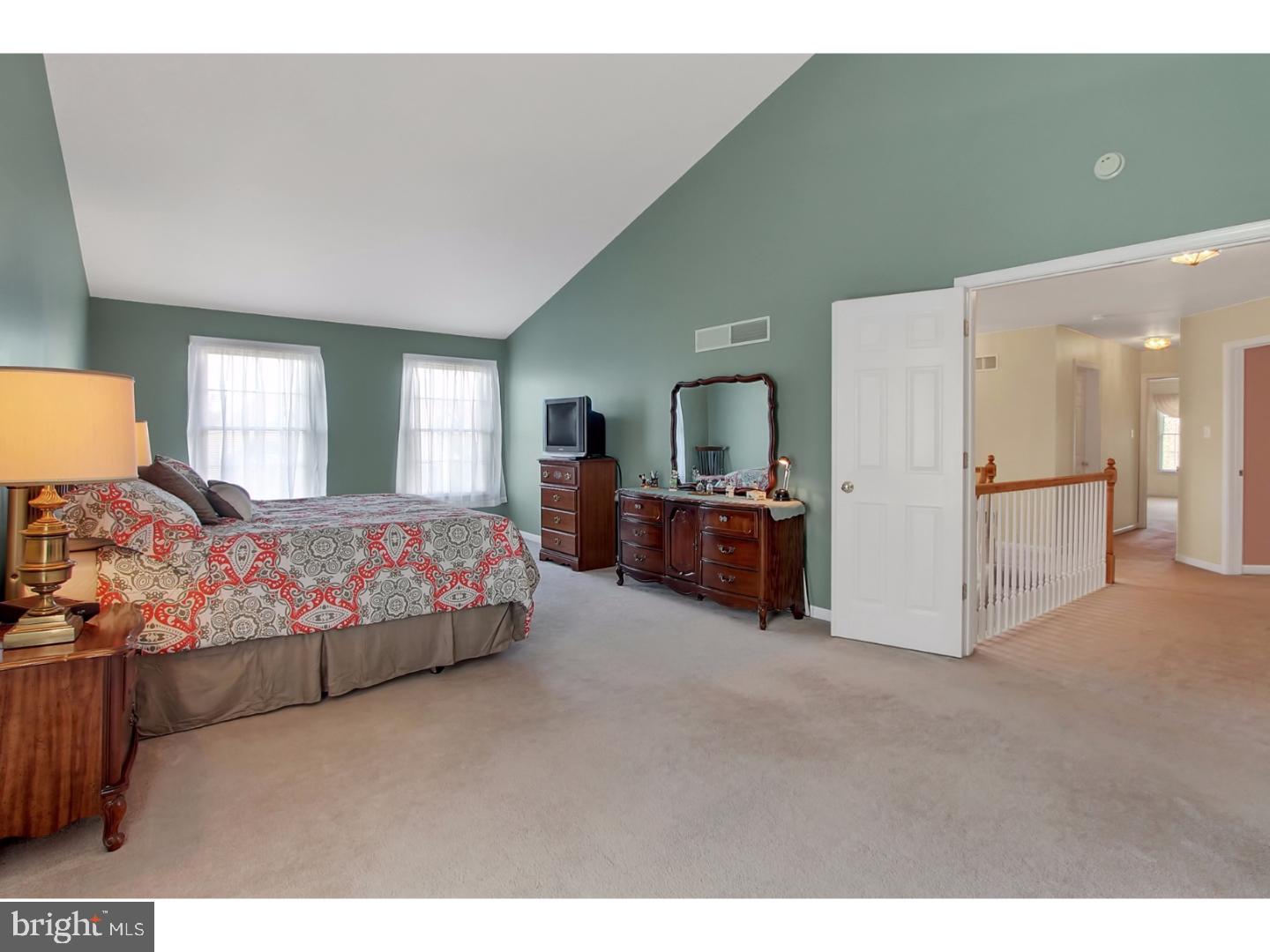 SPRING RIDGE - Residential