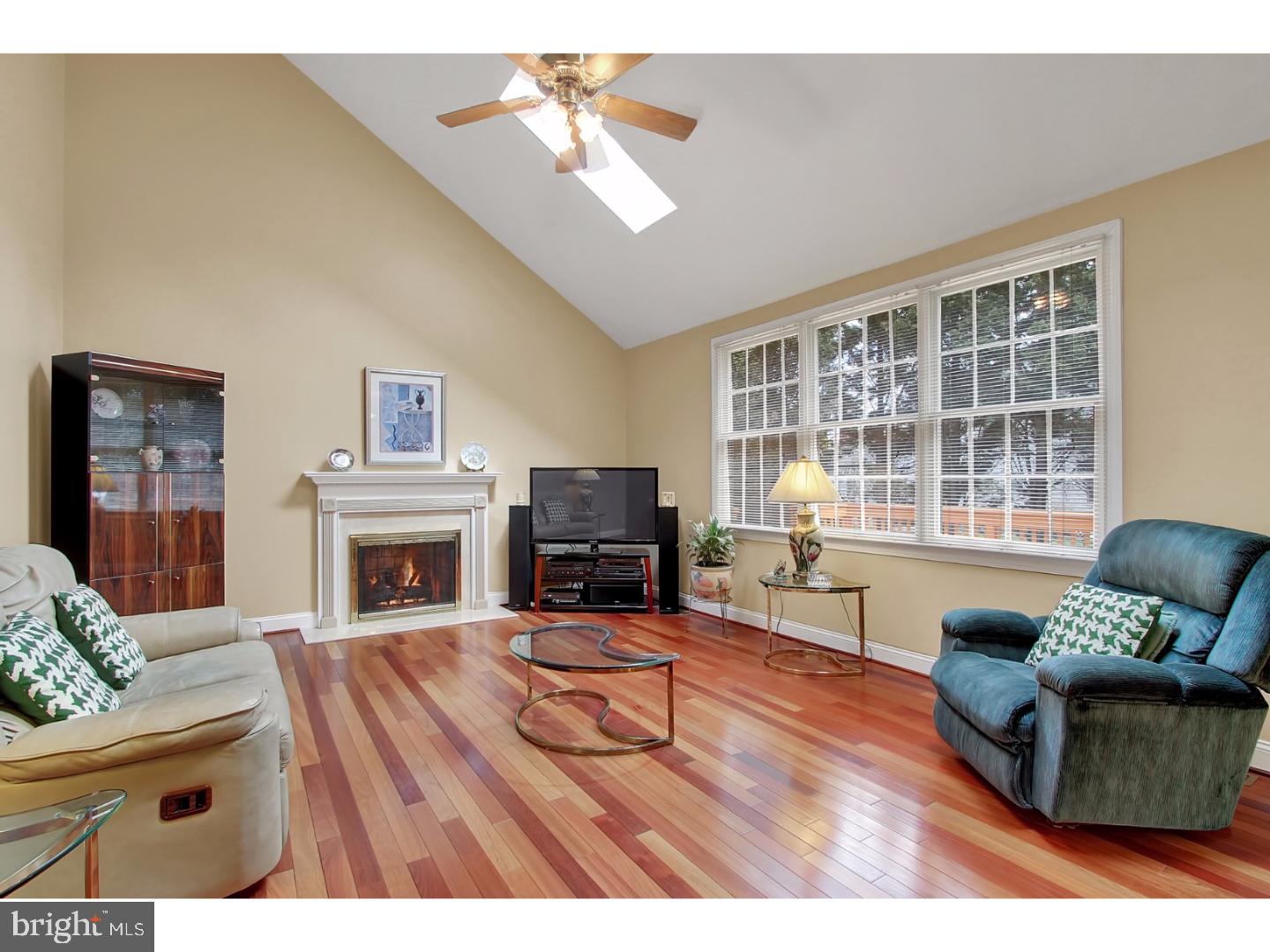 SPRING RIDGE - Residential