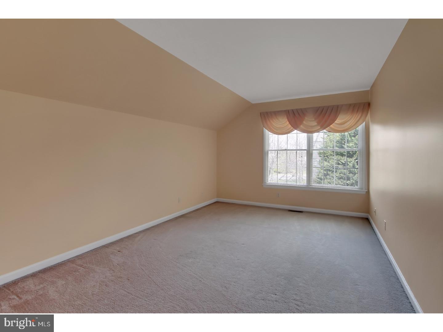 SPRING RIDGE - Residential