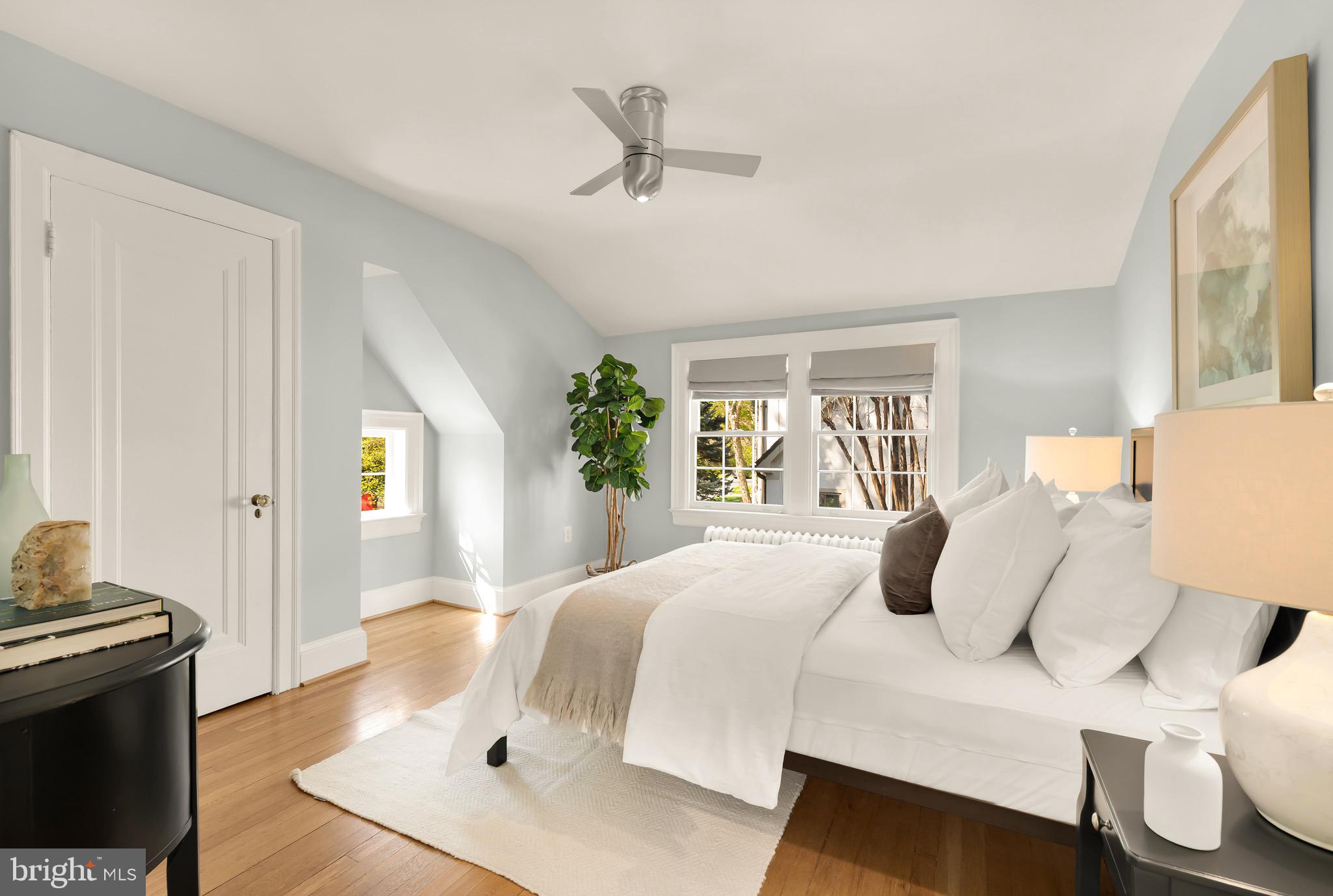 CHEVY CHASE VILLAGE - Residential