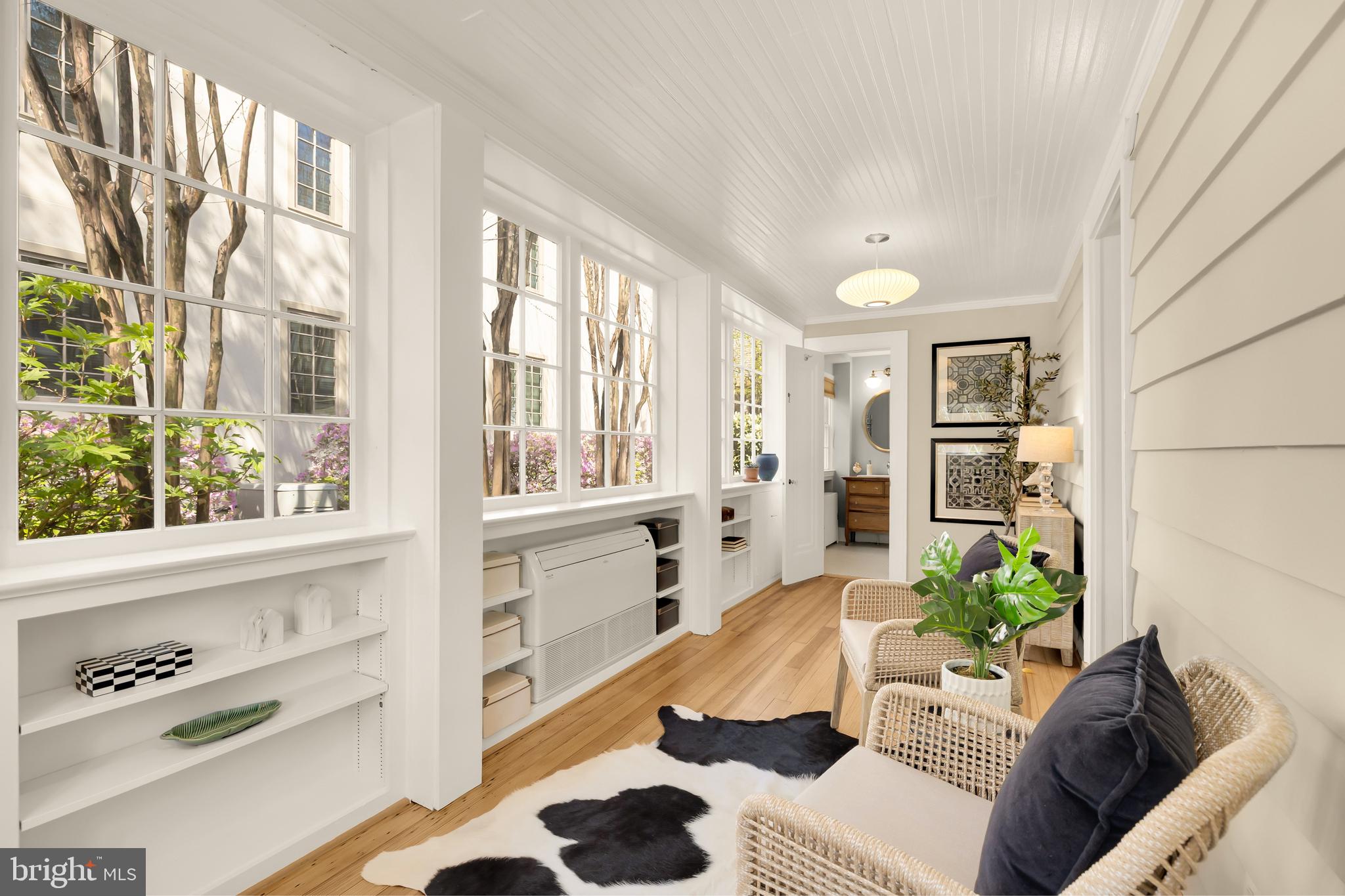 CHEVY CHASE VILLAGE - Residential