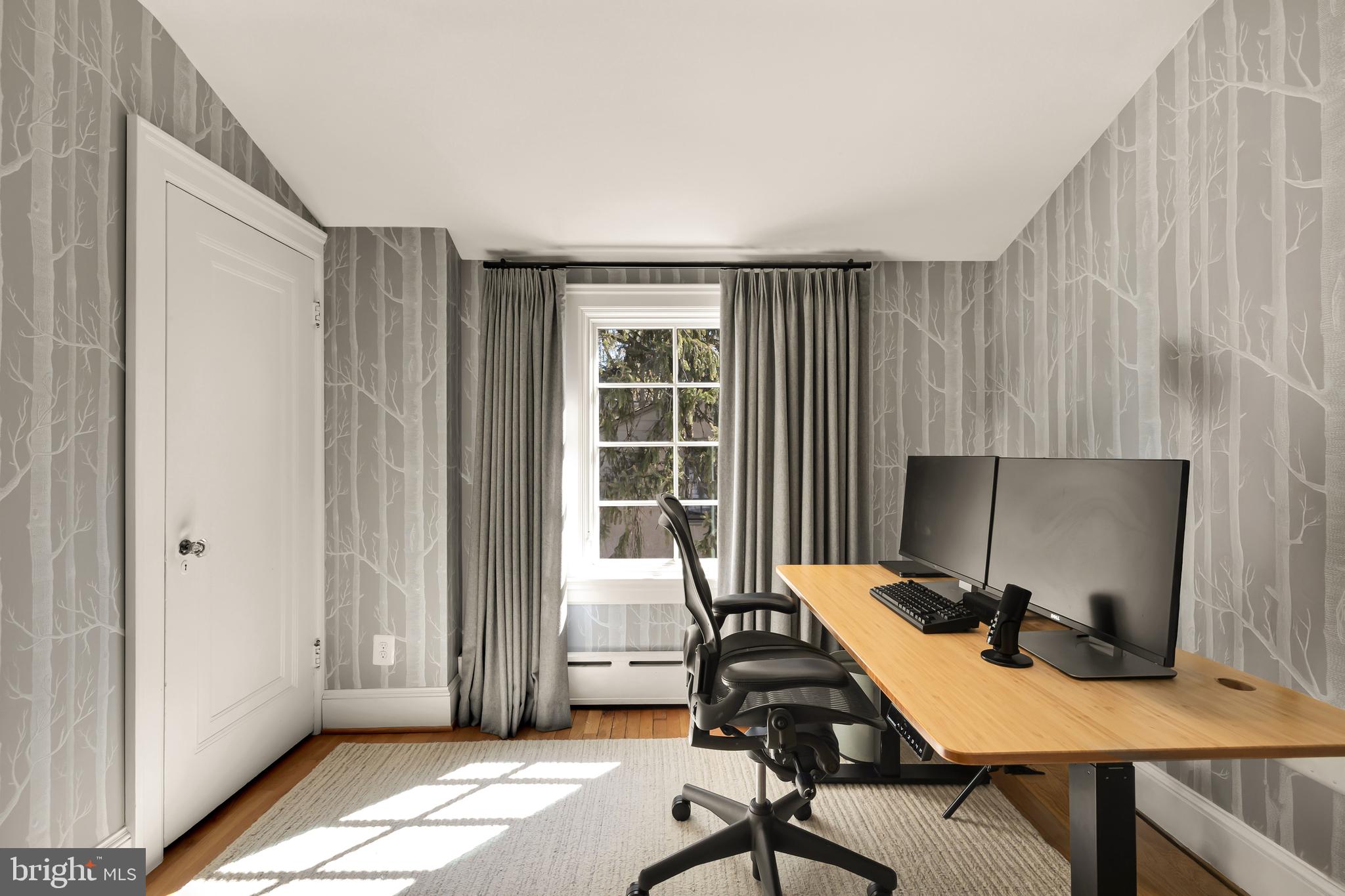 CHEVY CHASE VILLAGE - Residential