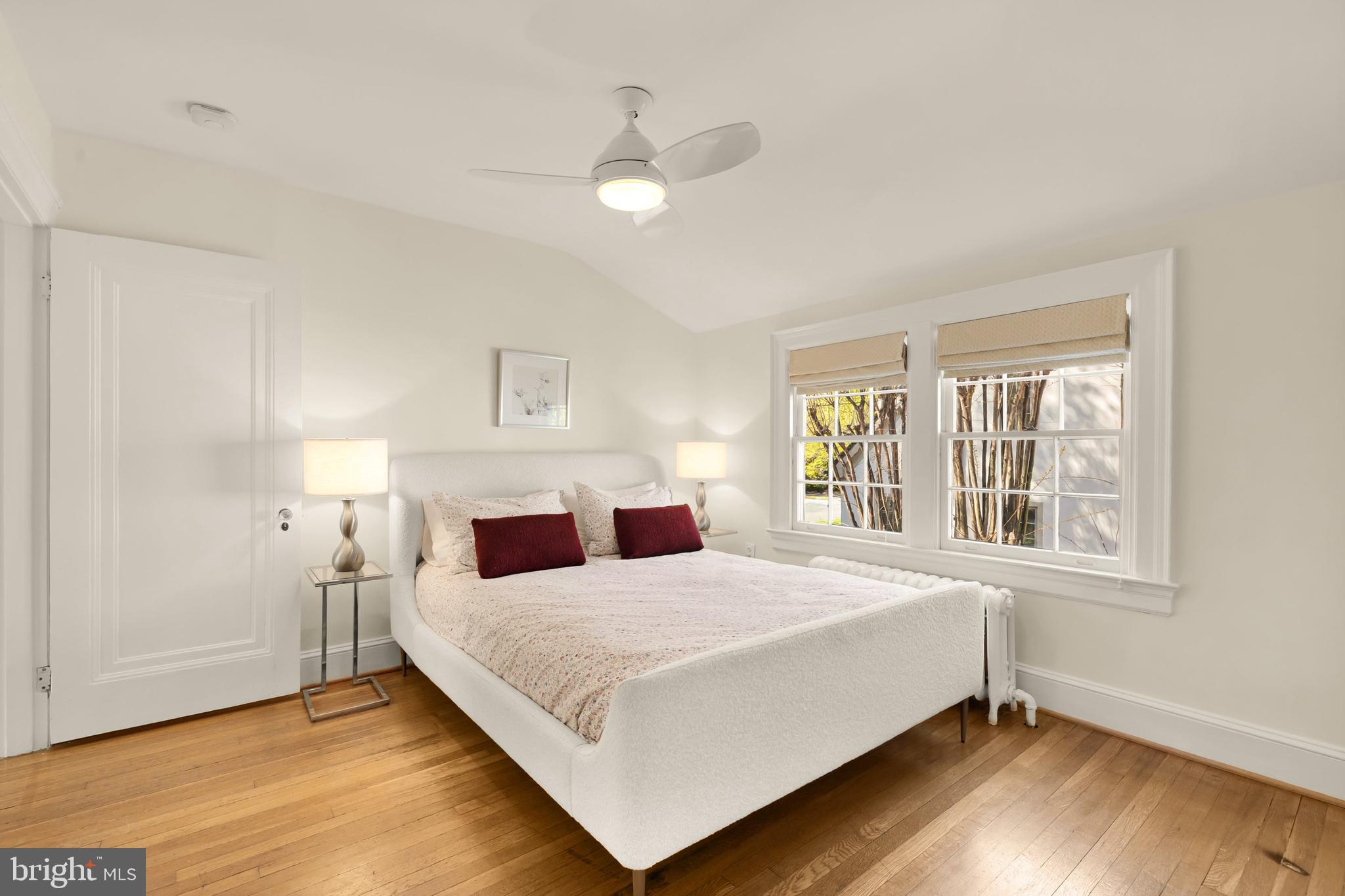 CHEVY CHASE VILLAGE - Residential