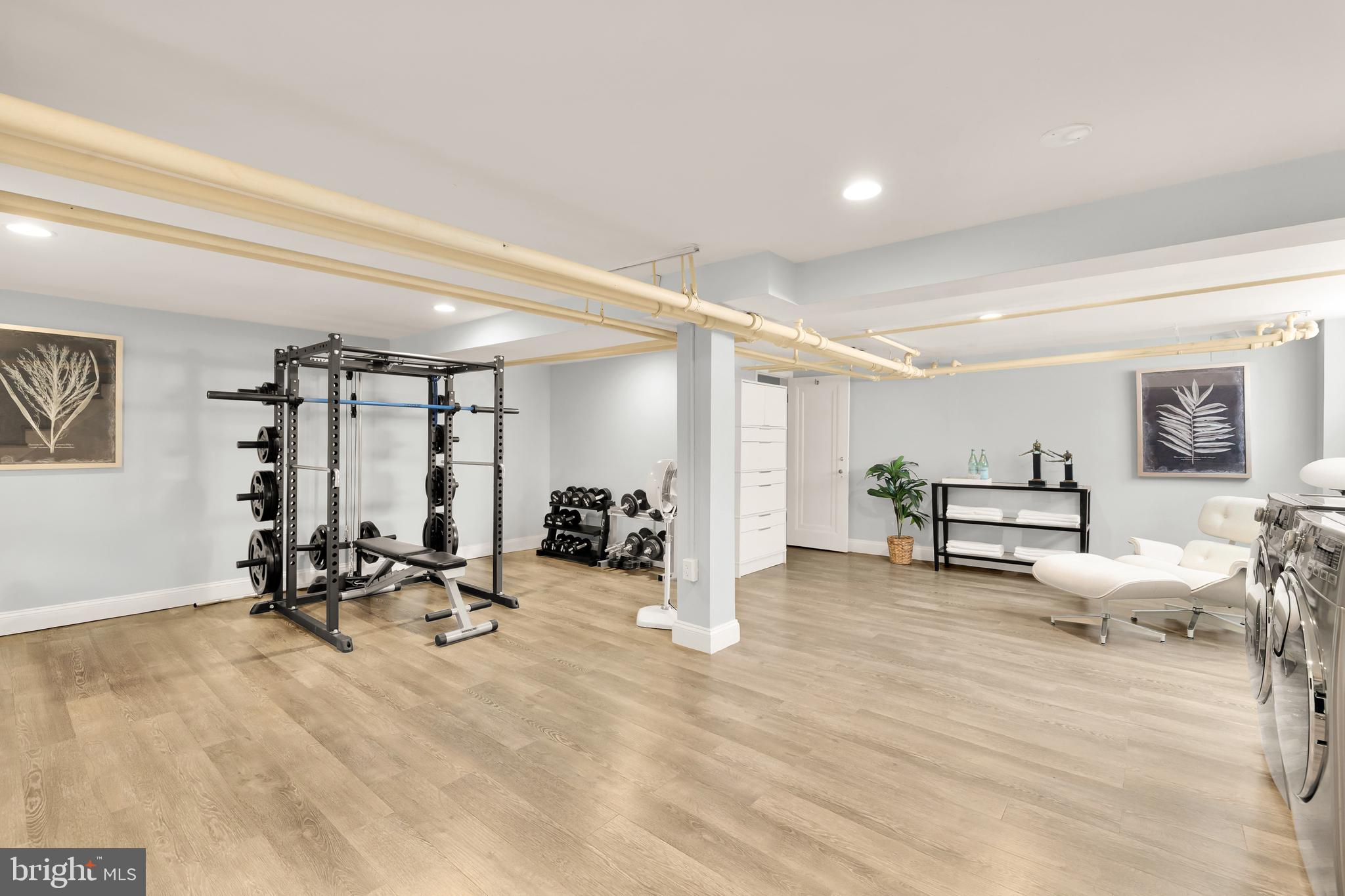 CHEVY CHASE VILLAGE - Residential