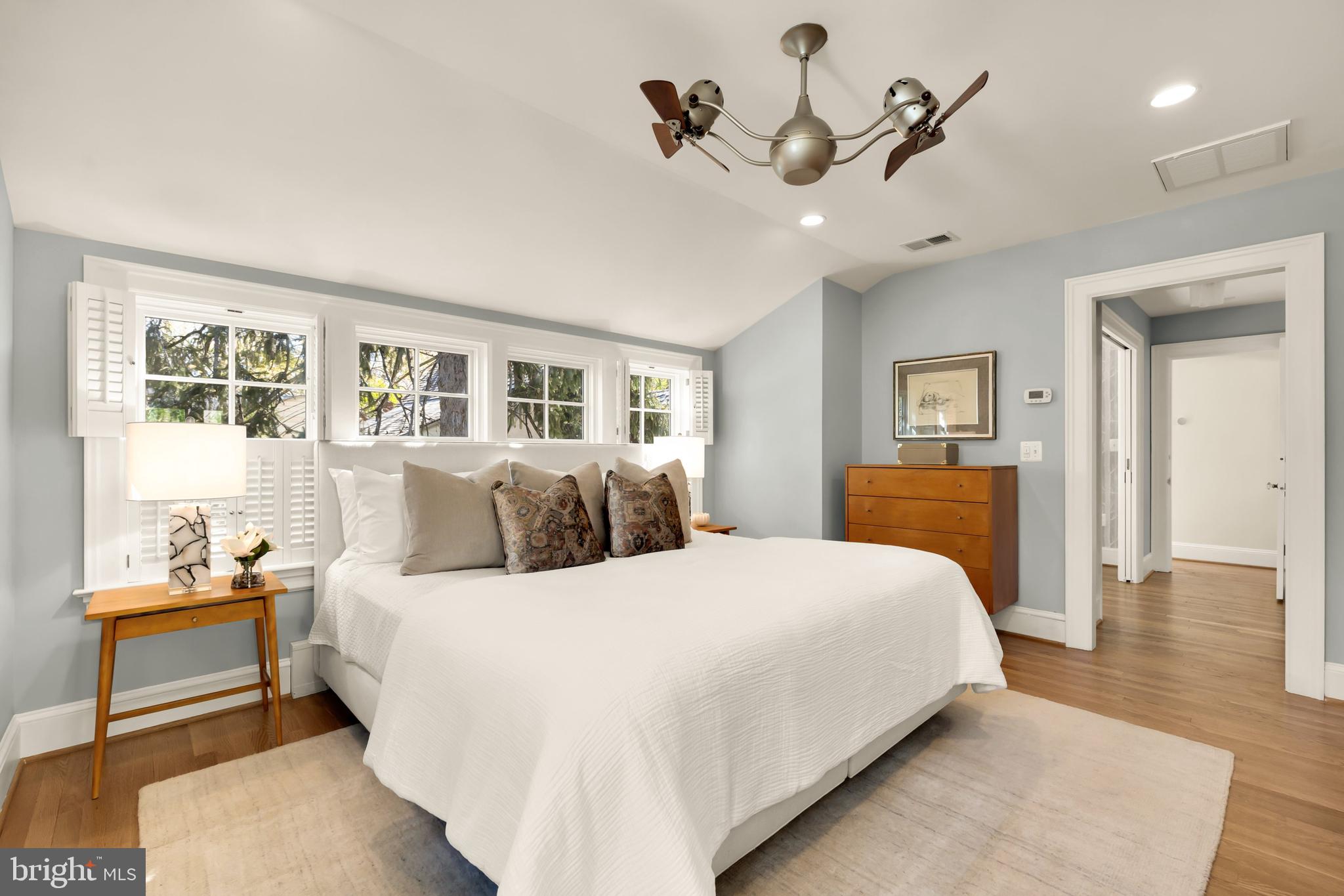 CHEVY CHASE VILLAGE - Residential