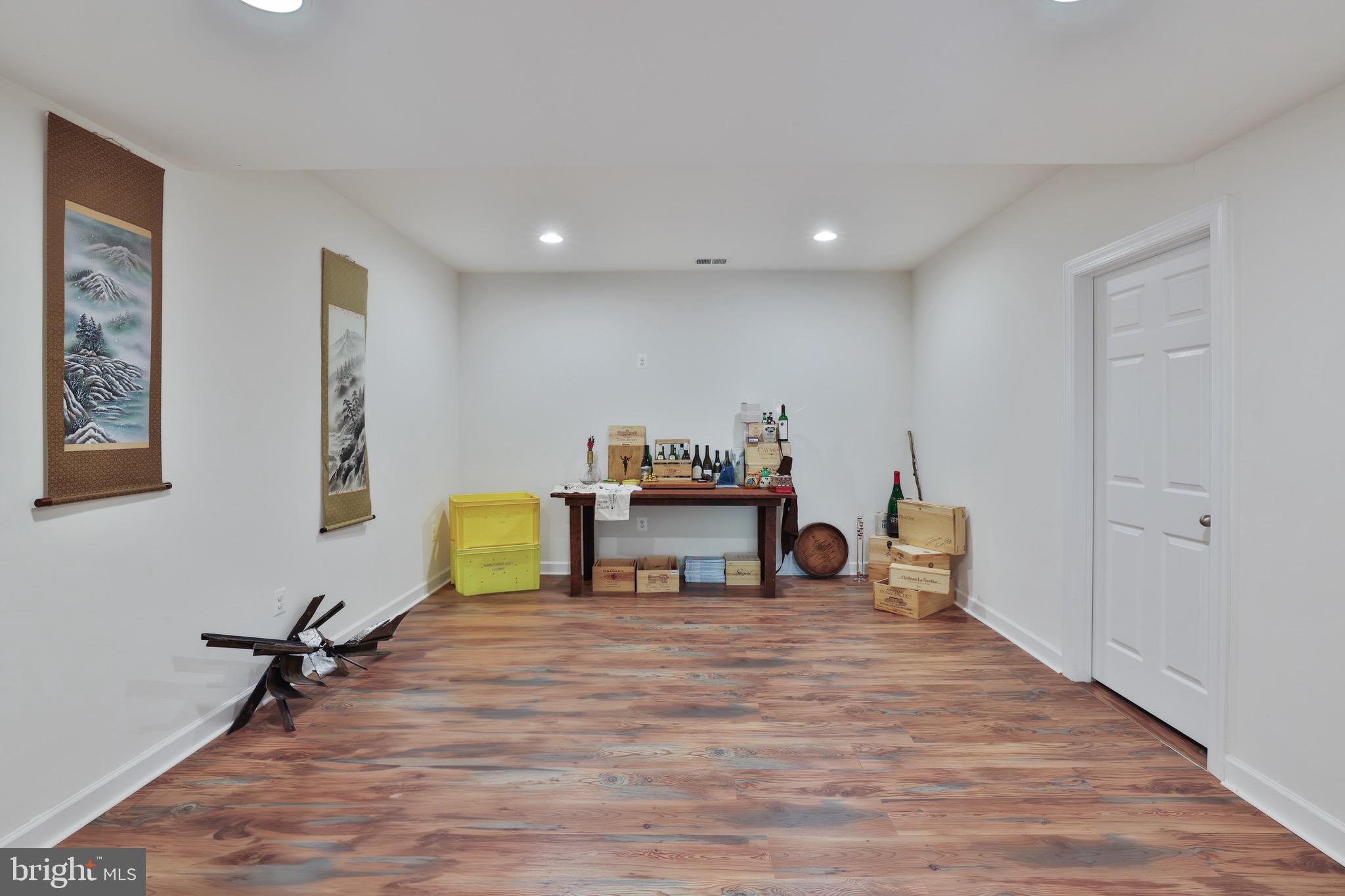 WATERFORD VIEW ESTATES - Residential