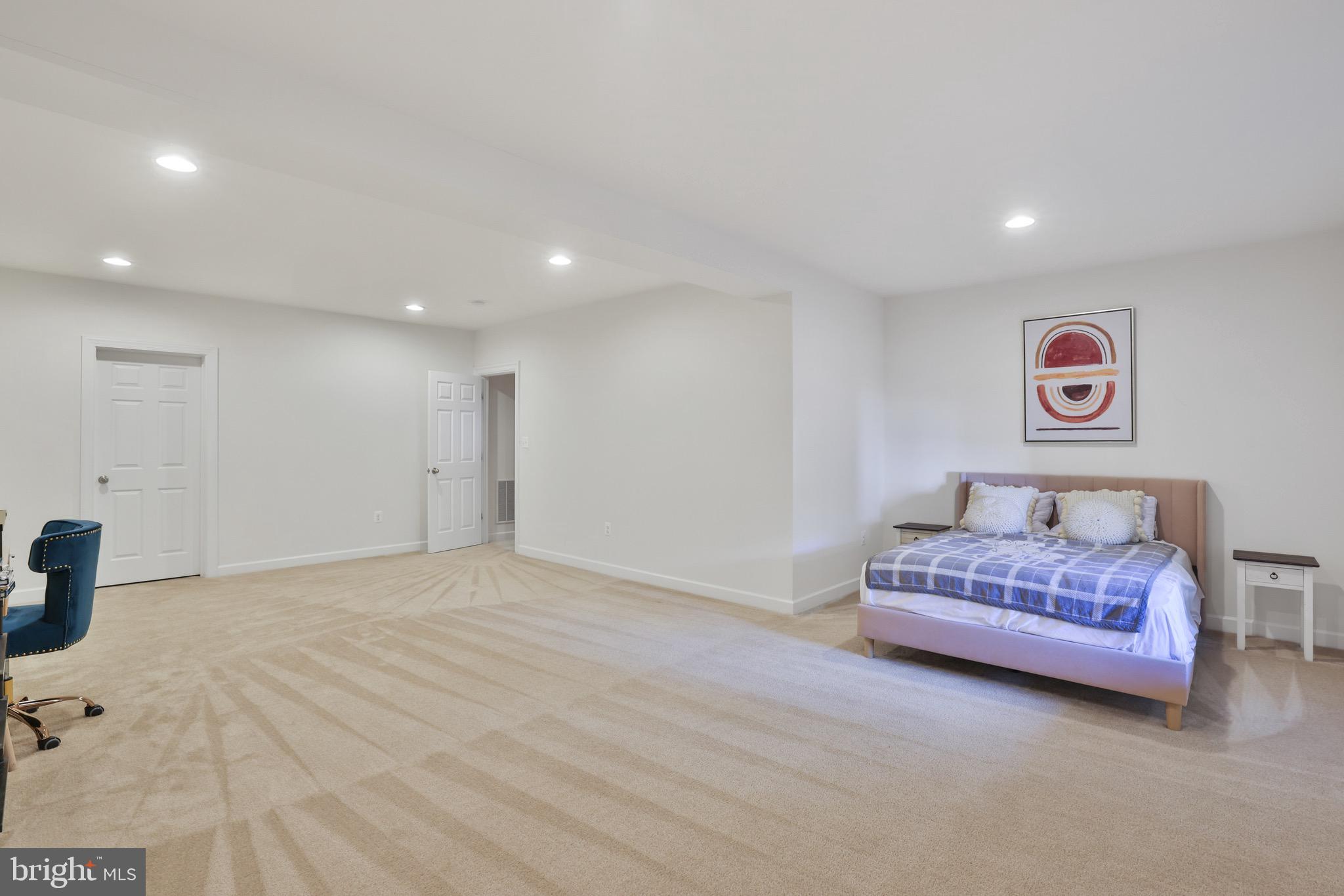 WATERFORD VIEW ESTATES - Residential