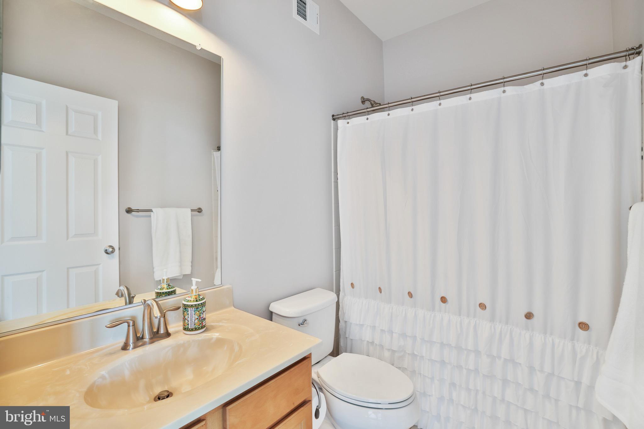 WATERFORD VIEW ESTATES - Residential