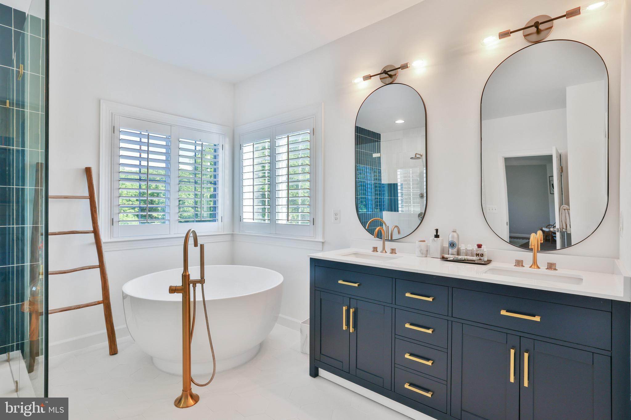 WATERFORD VIEW ESTATES - Residential