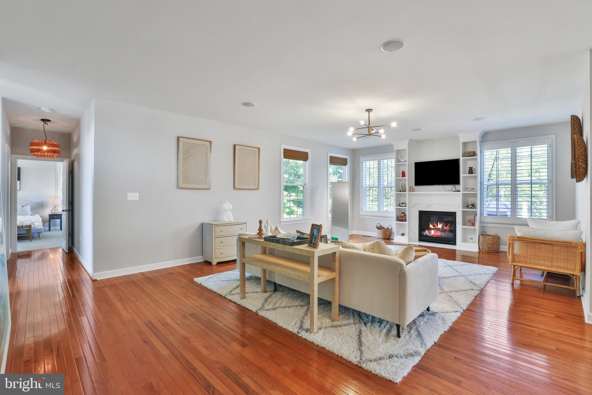 WATERFORD VIEW ESTATES - Residential